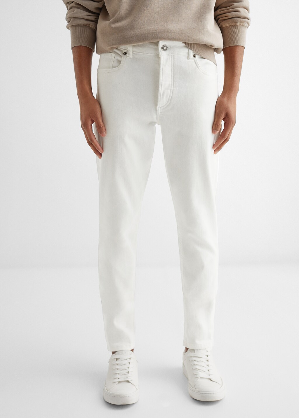 Slim-fit jeans with buttons - Details of the article 6