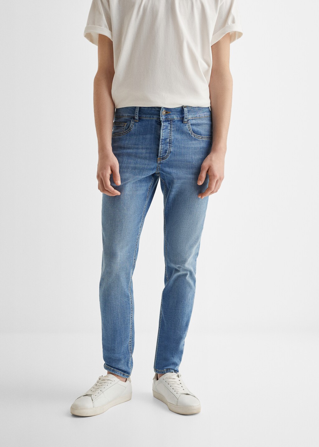 Slim-fit jeans met knopen - Detail van het artikel 6