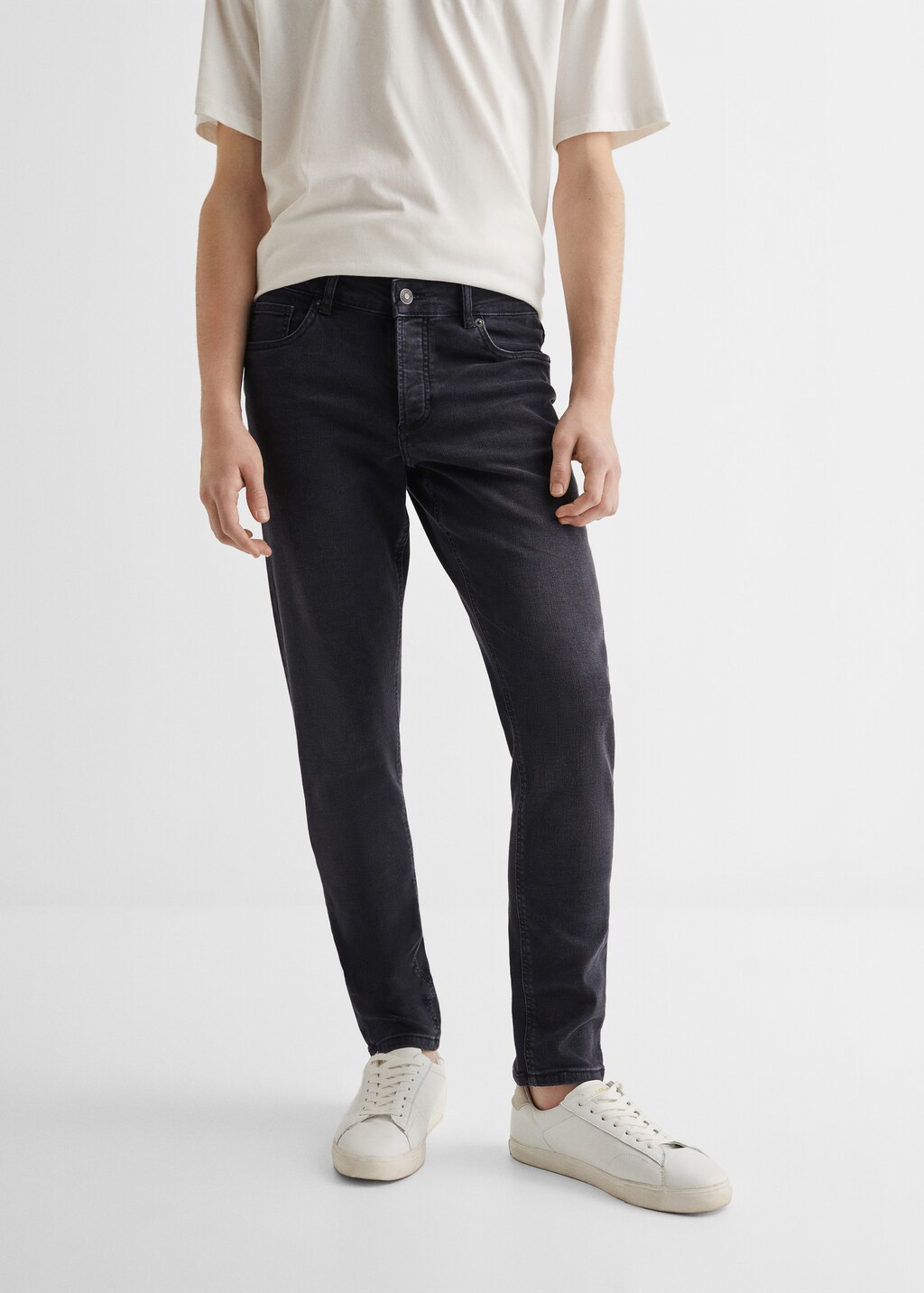 Slim-fit jeans with buttons - Details of the article 6