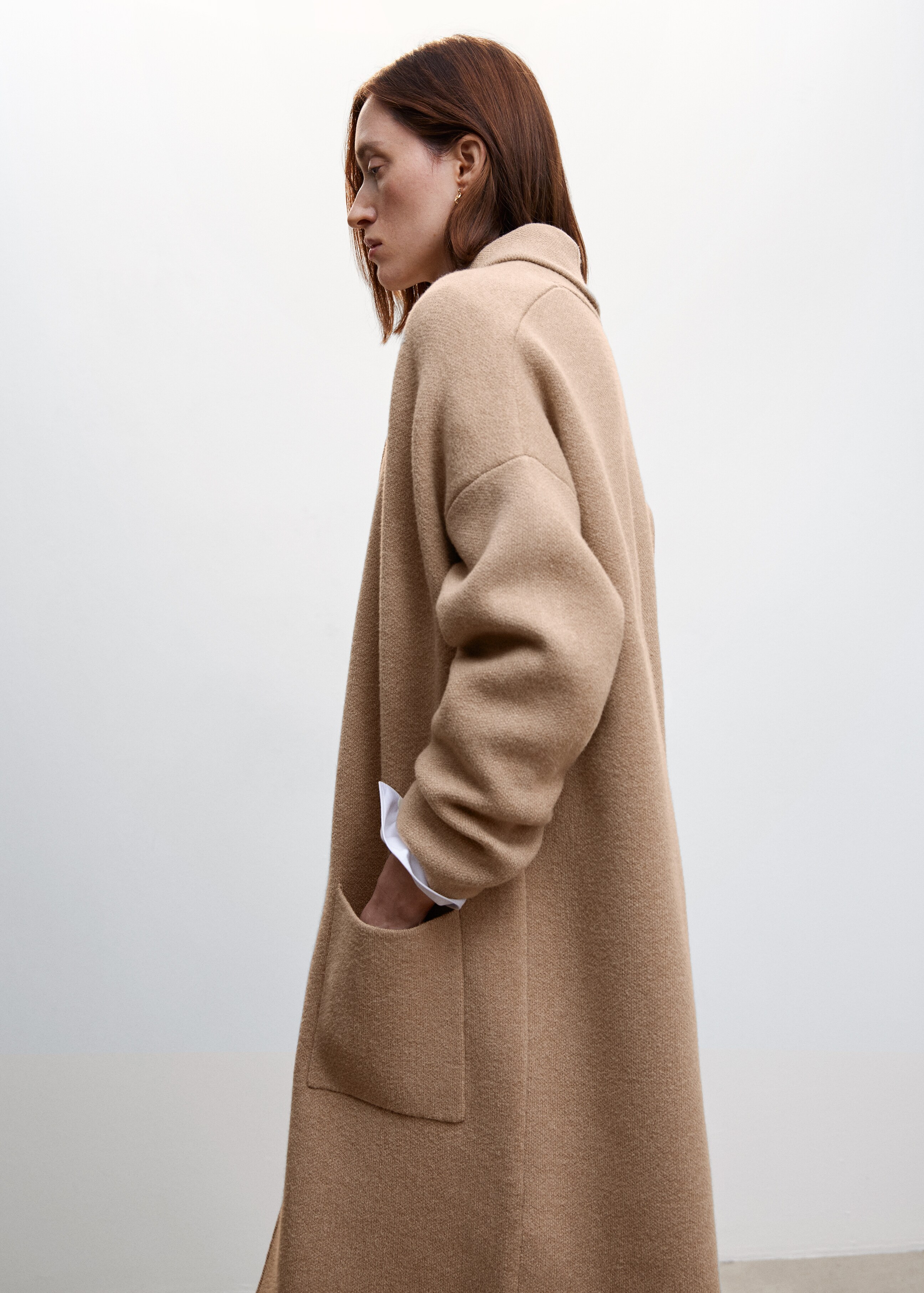 Oversized knitted coat with pockets - Details of the article 6