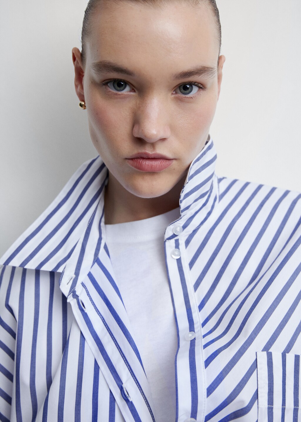 Striped cotton oversized shirt - Details of the article 4