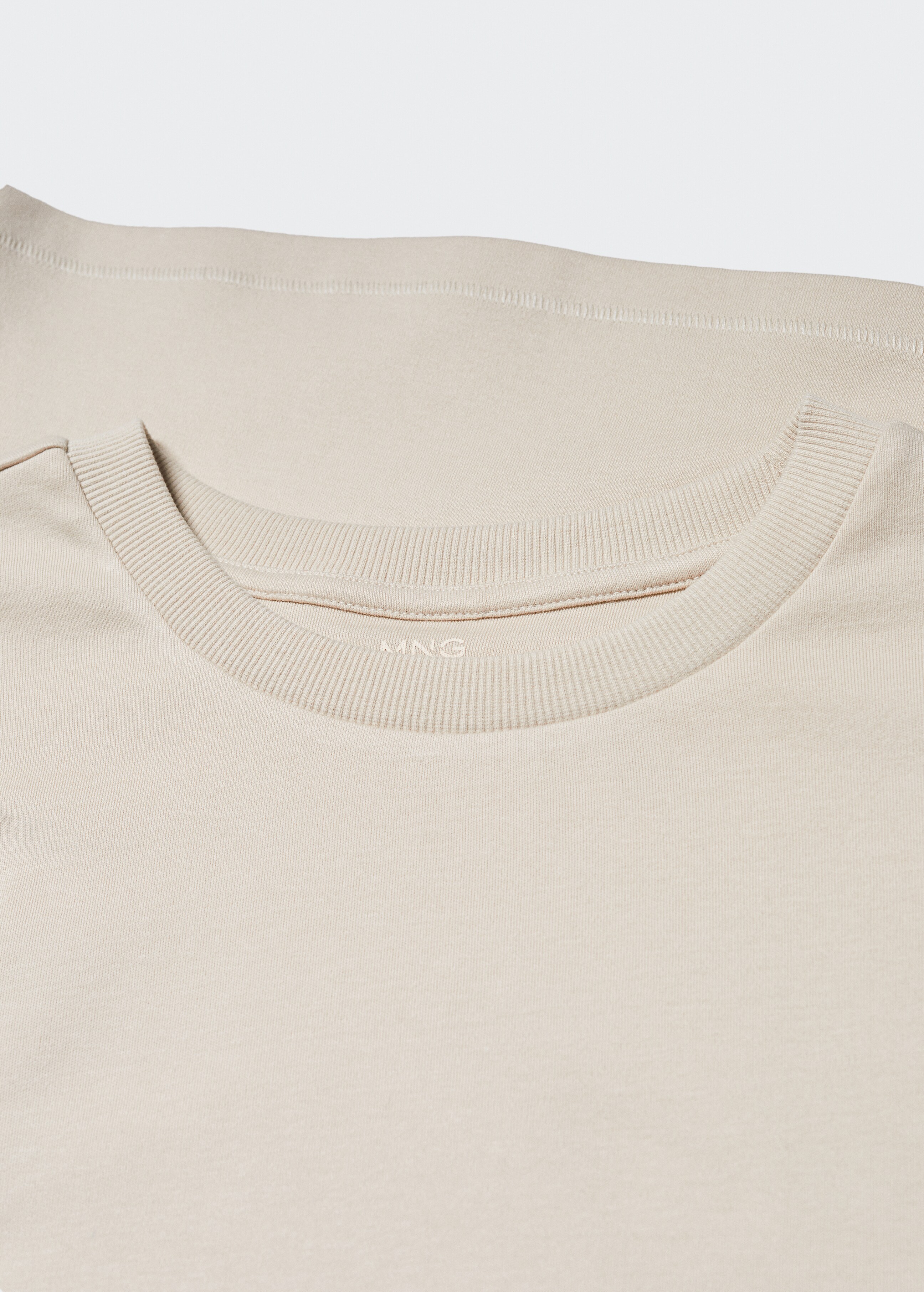 Rounded neck cotton t-shirt - Details of the article 8