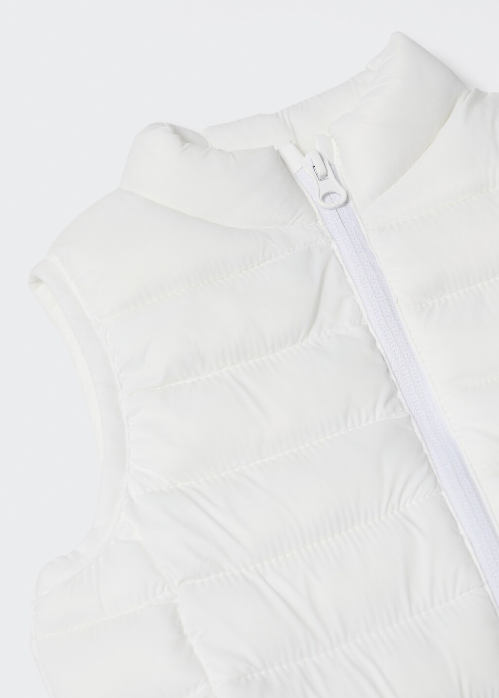 Quilted gilet - Details of the article 8