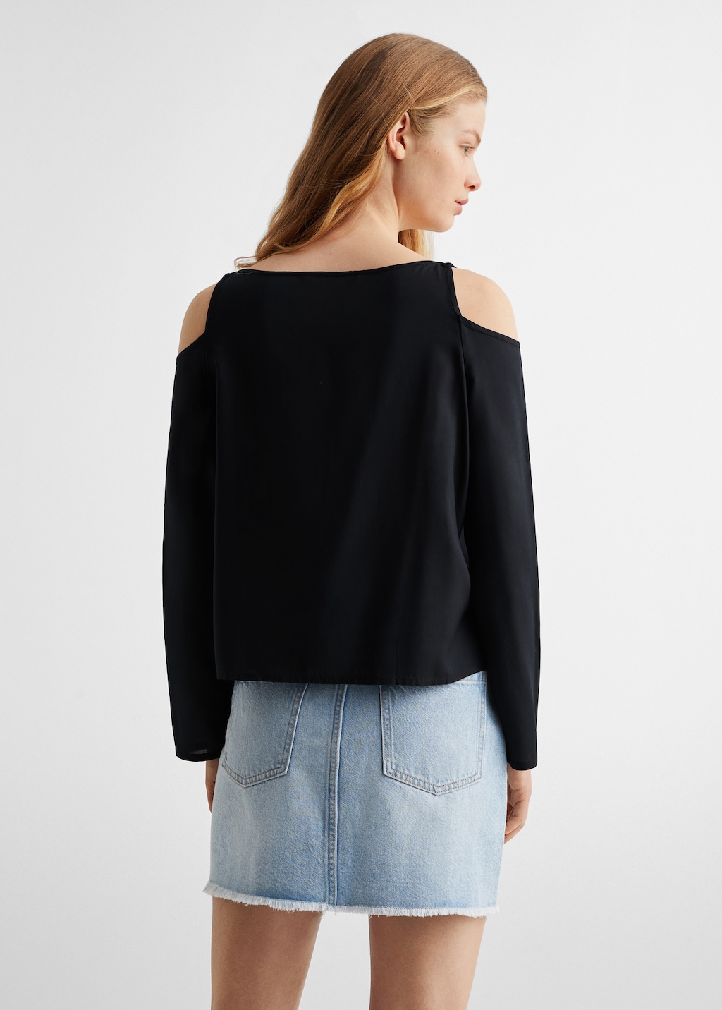 Blouse fluide ouverture épaules  - Verso de l’article