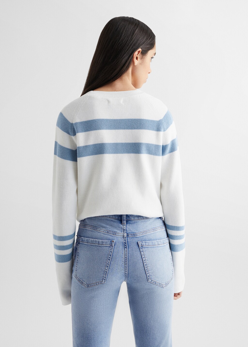 Striped knit sweater - Reverse of the article