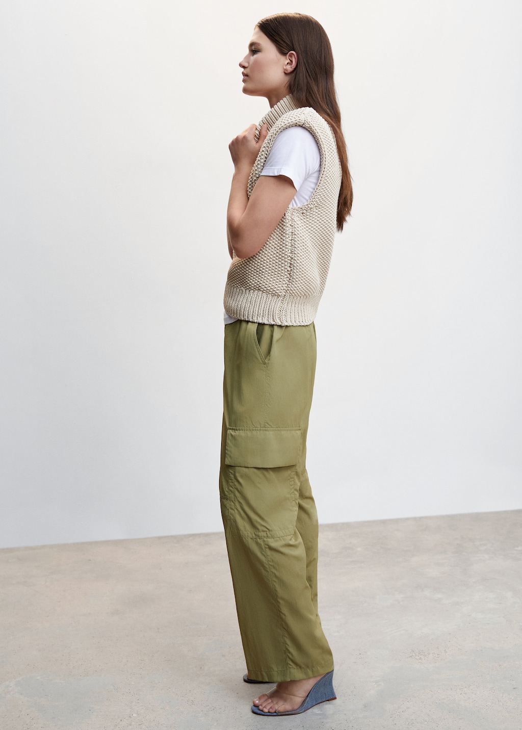 Cargo pants with pocket - Details of the article 6