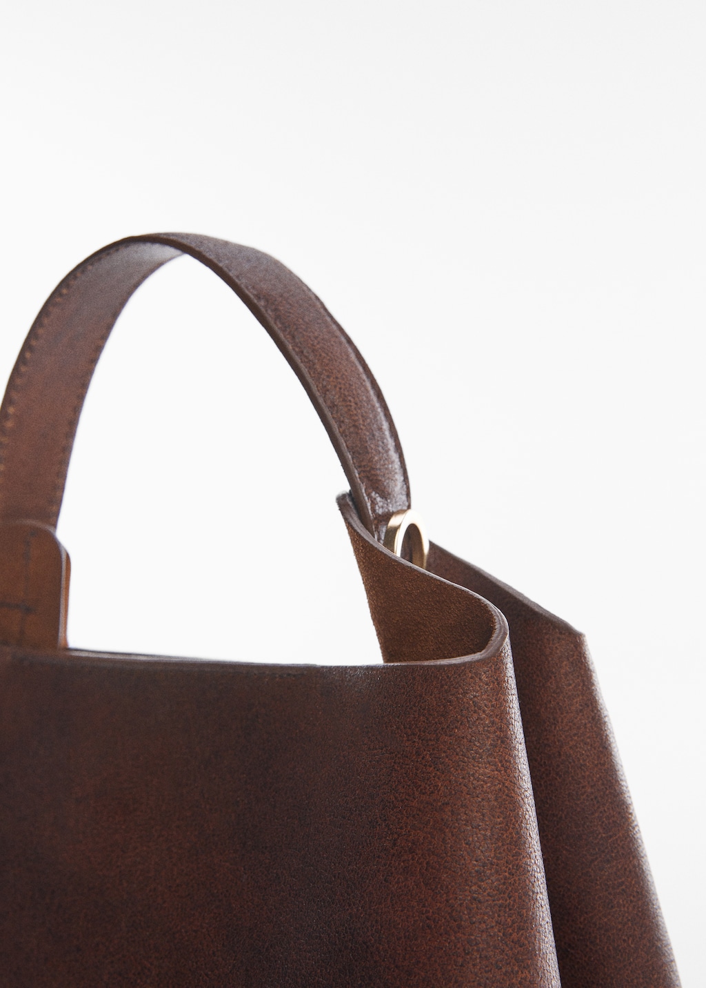 Leather strap bag - Details of the article 1