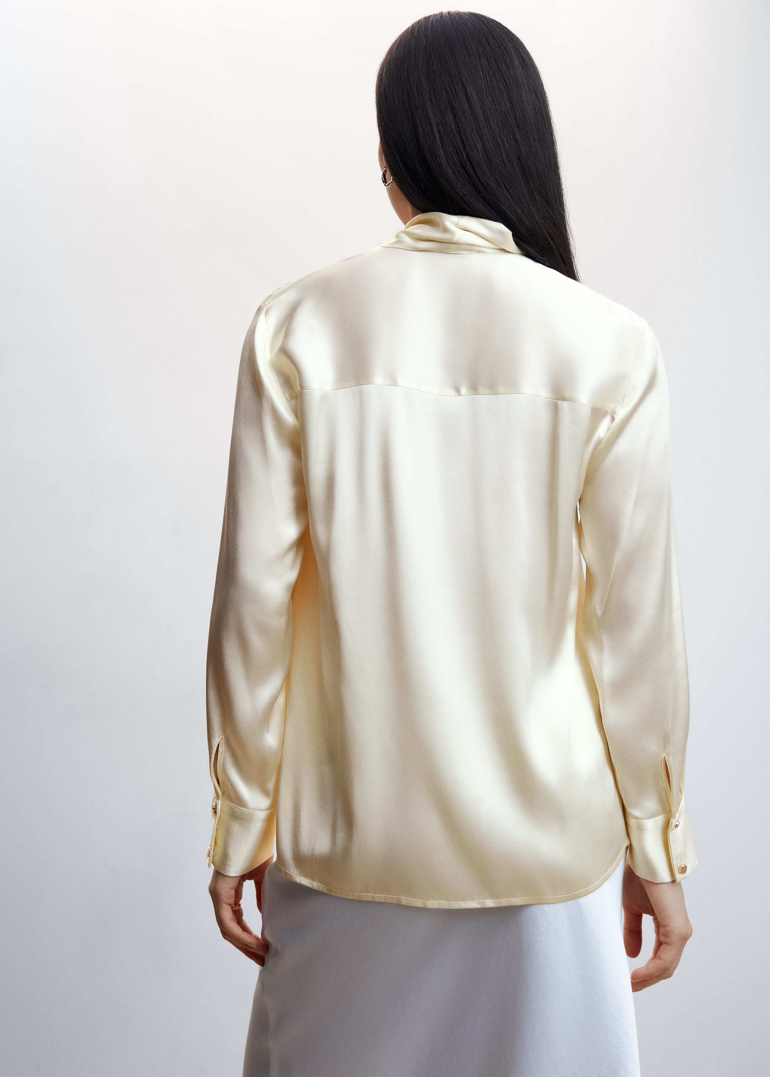 Satin blouse with bow collar - Reverse of the article
