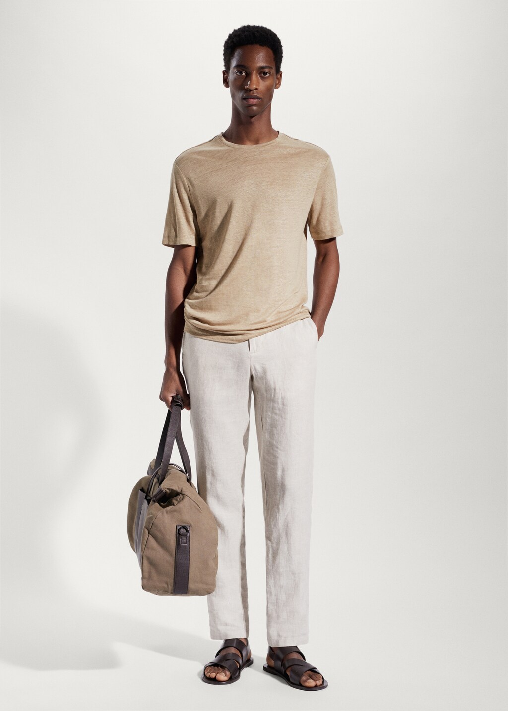 100% linen slim-fit t-shirt - Details of the article 1