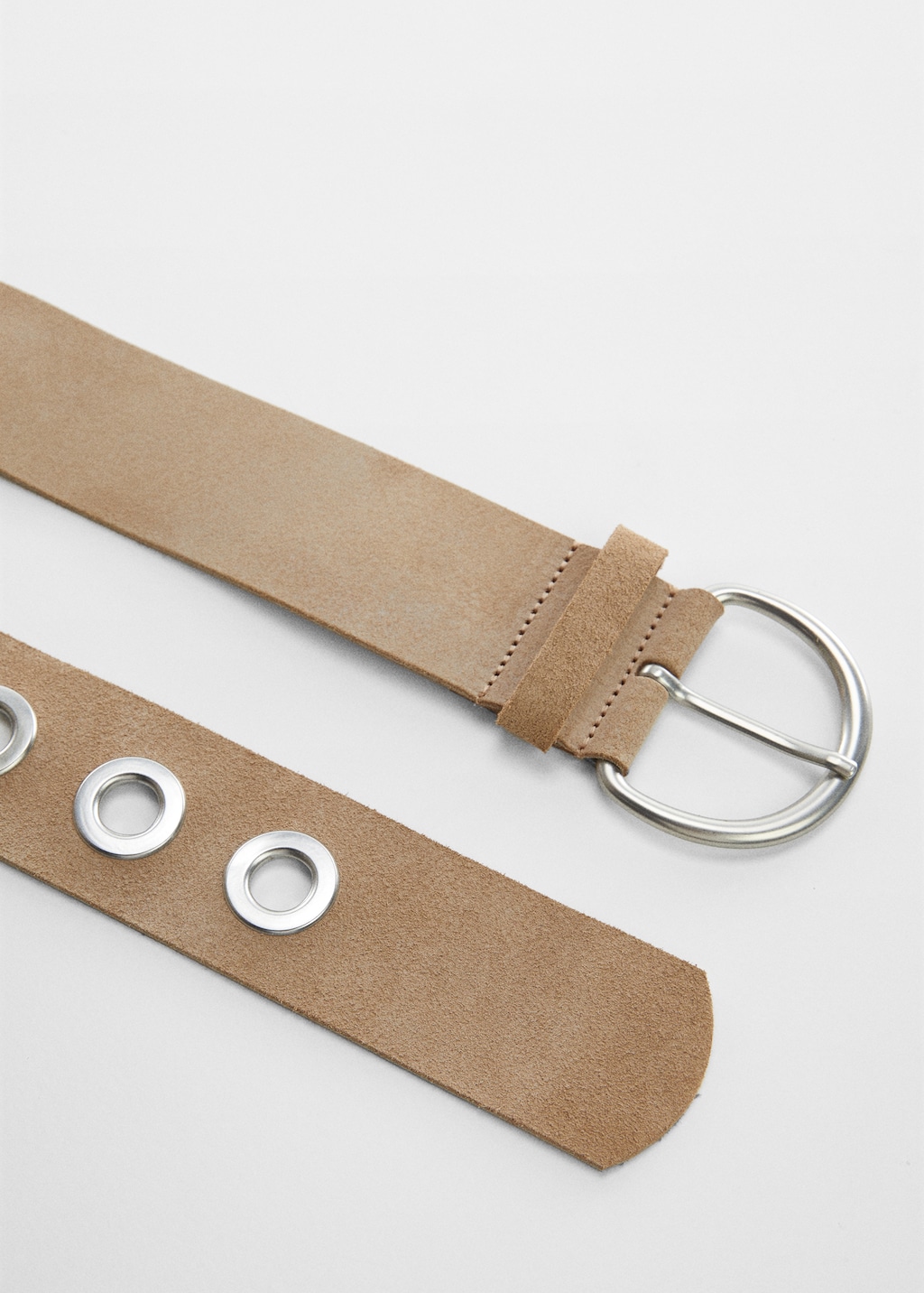 Hoop leather belt - Details of the article 2