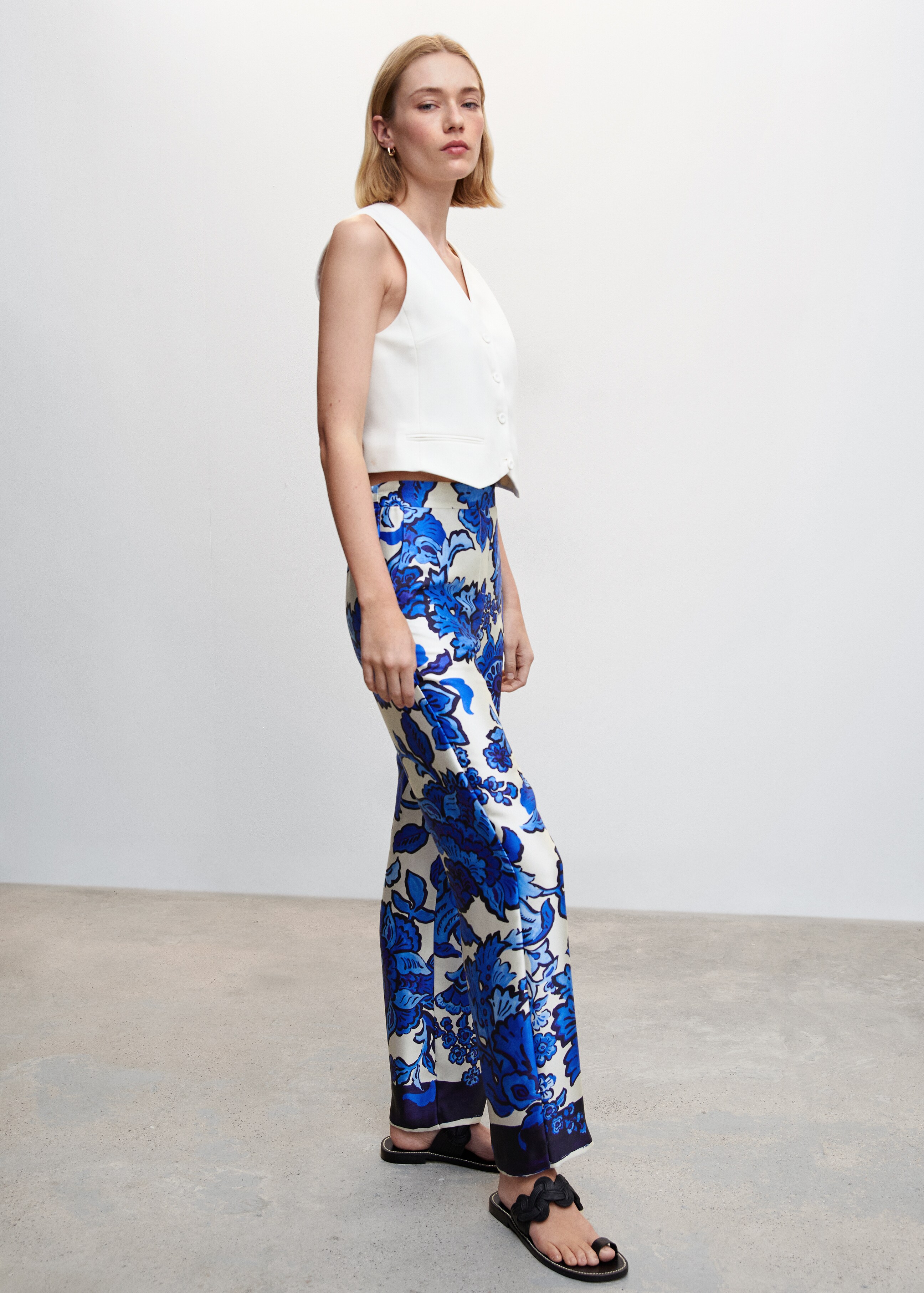 Floral satin pants - Details of the article 2