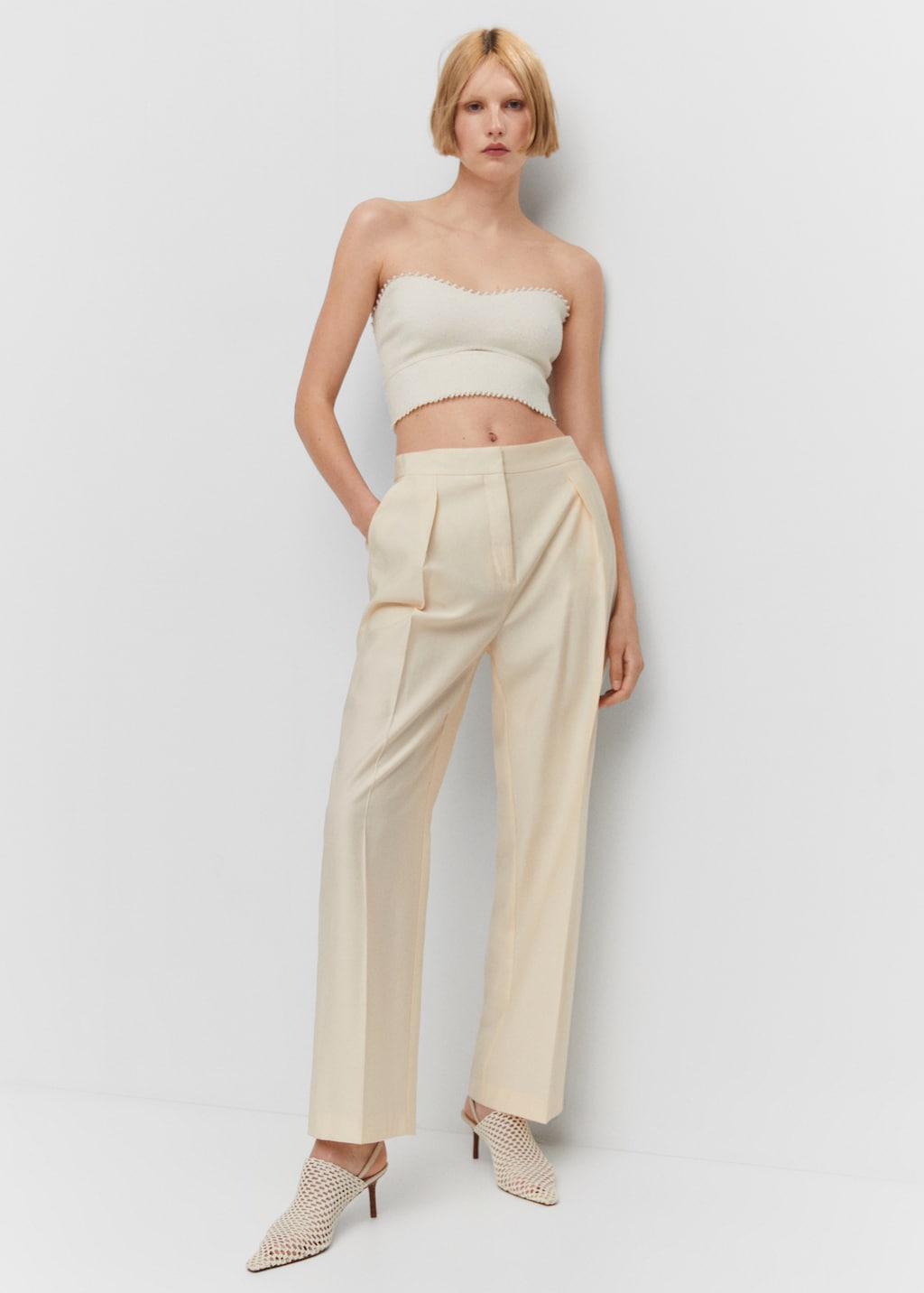 Pleated straight trousers - Details of the article 2