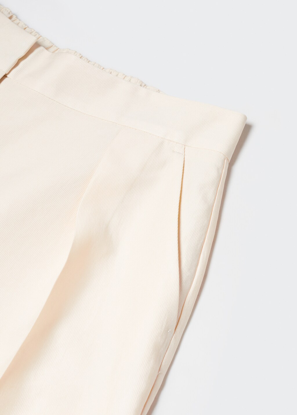 Pleated straight trousers - Details of the article 8