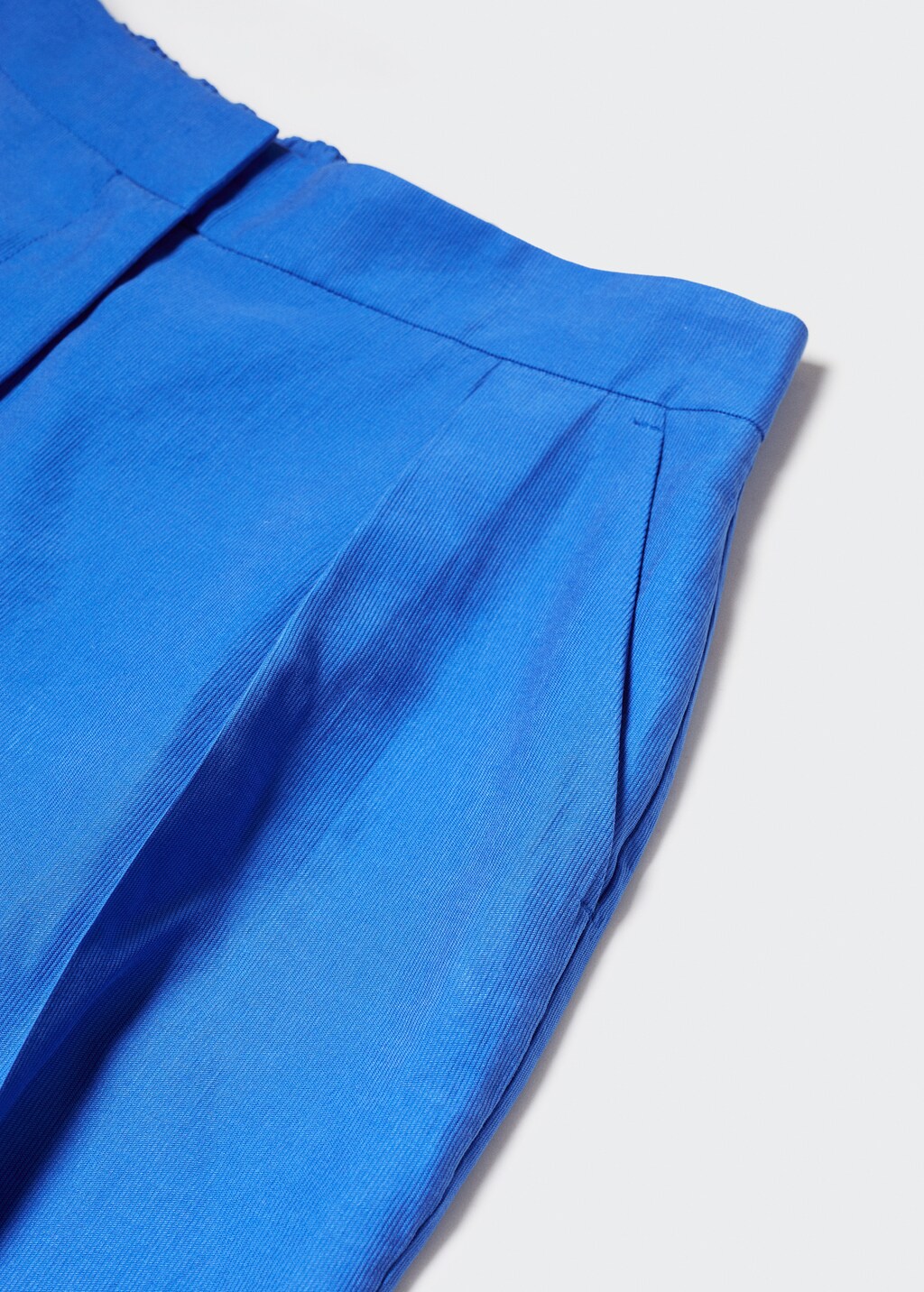 Pleated straight-fit trousers - Details of the article 8