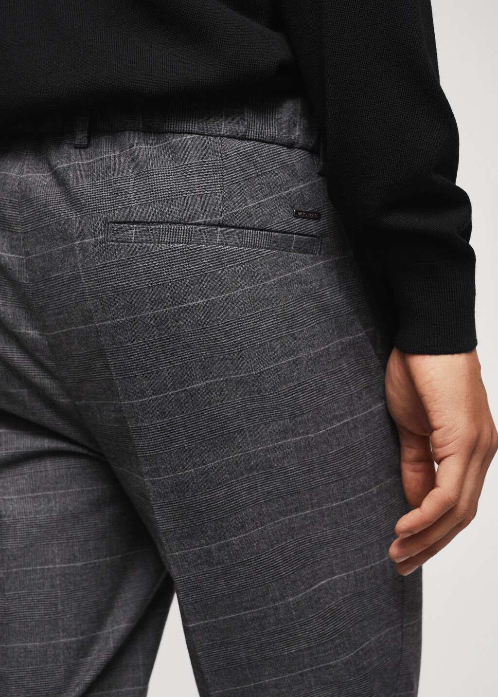 Slim-fit cotton trousers - Details of the article 3