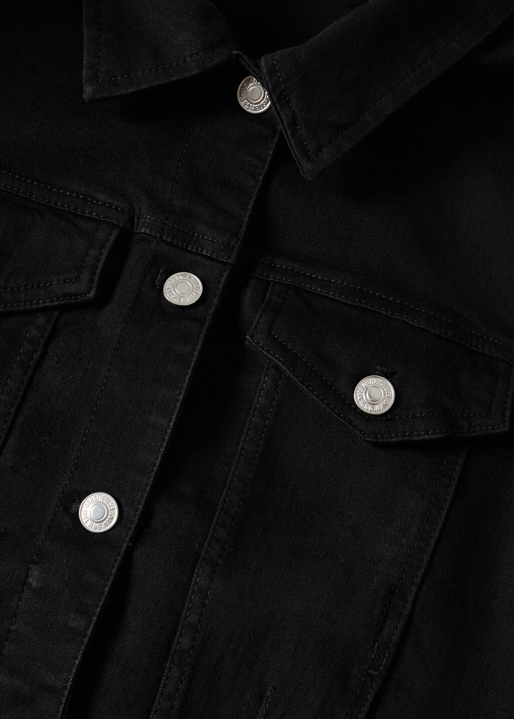 Pocketed denim jacket - Details of the article 8