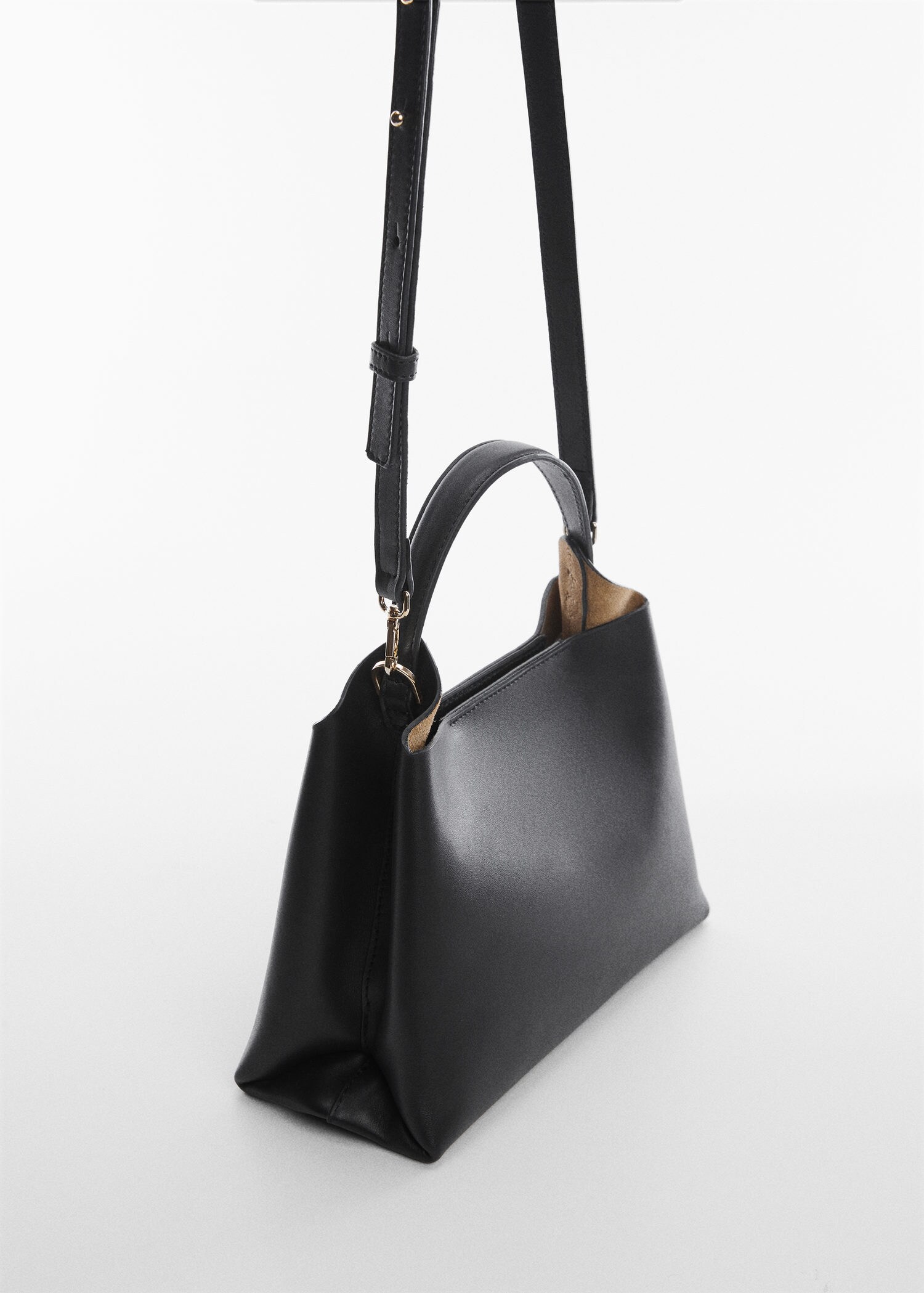 New Designer Vegan Leather Handbags Are Made From Mangoes