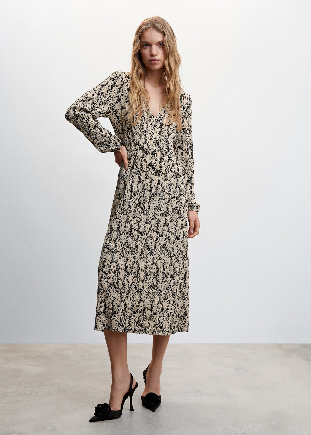 Textured printed dress - General plane