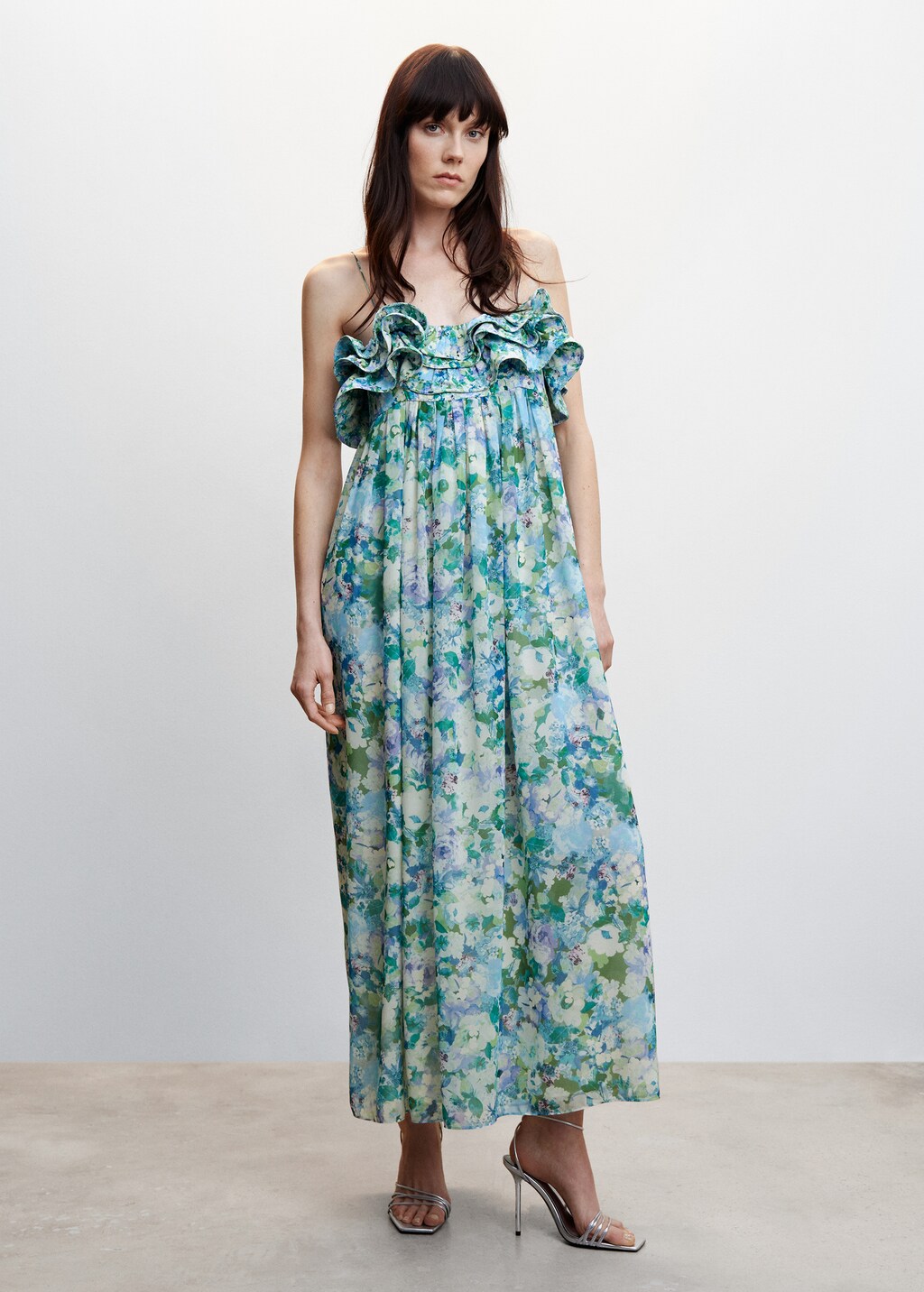 Floral ruffled dress - General plane