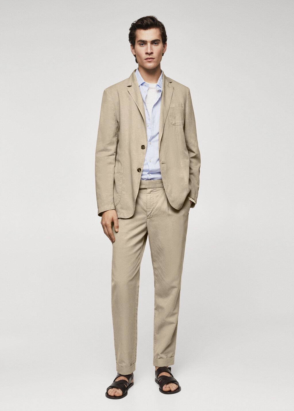 Tapered-fit pleated trousers - General plane