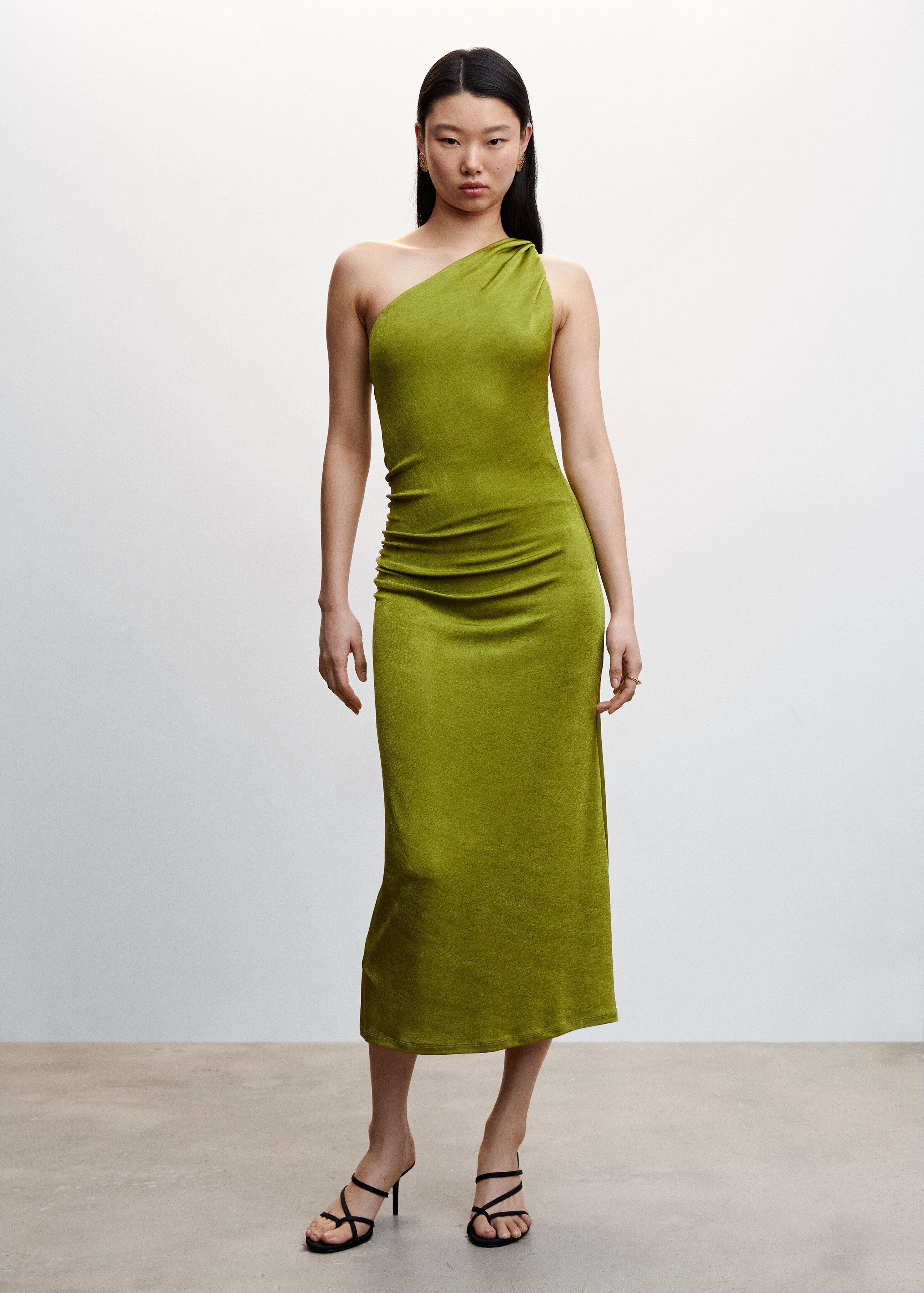 Drapiertes Kleid mit asymmetrischem Design - Allgemeine Ansicht