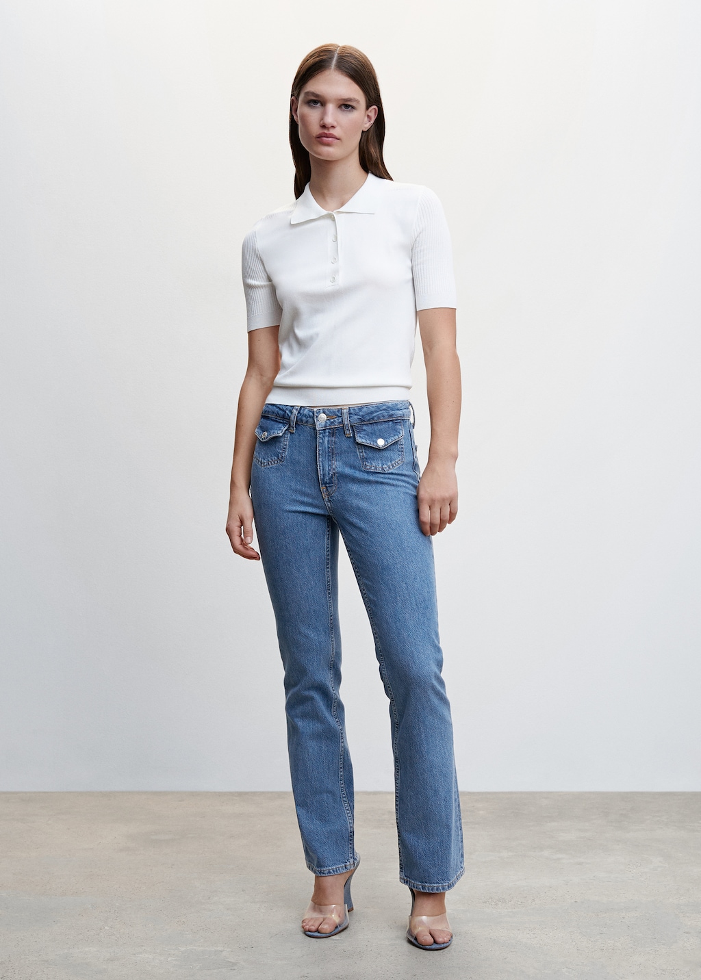 Flared jeans met zakken - Overzichtstekening