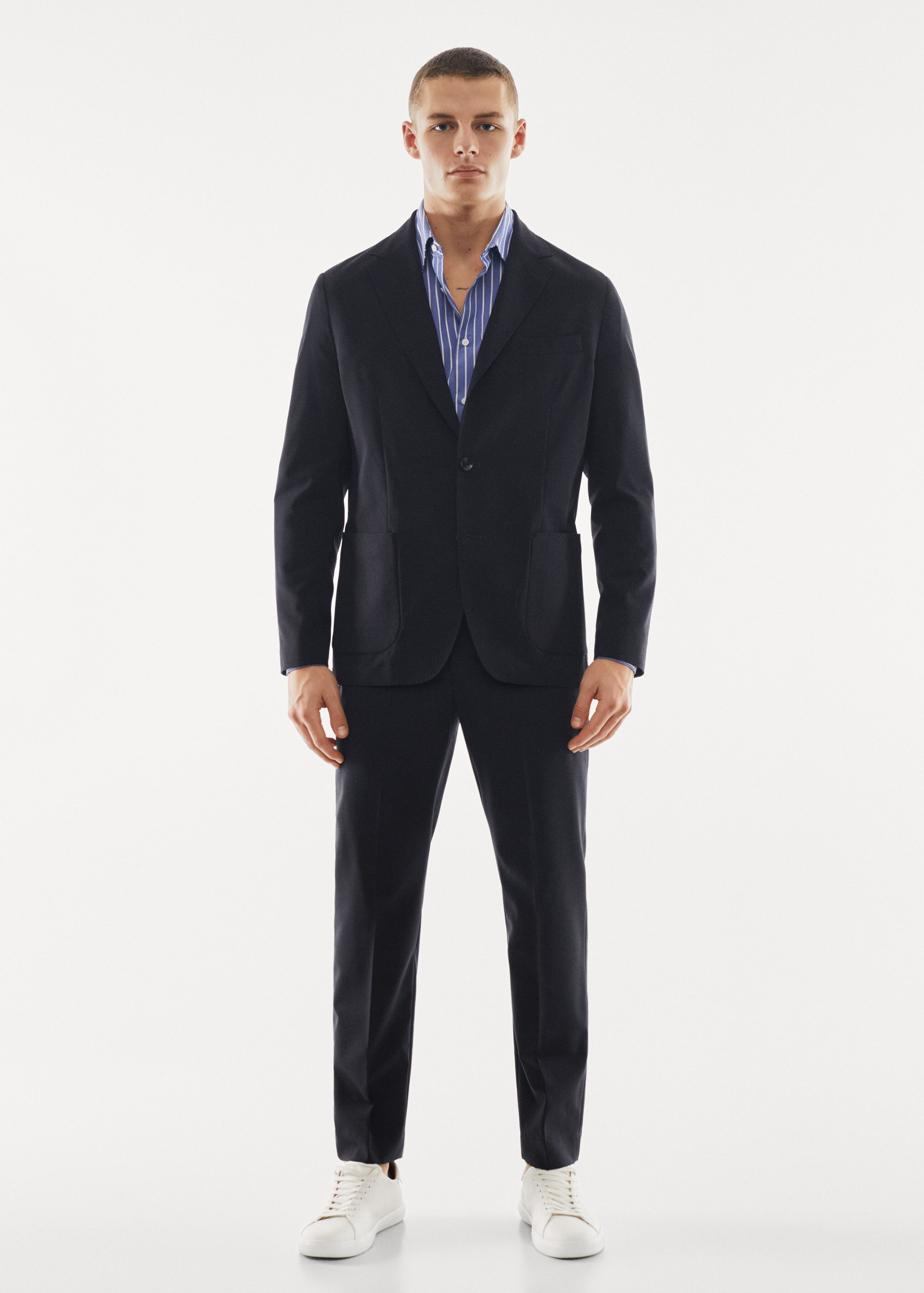 Breathable slim-fit suit trousers - General plane
