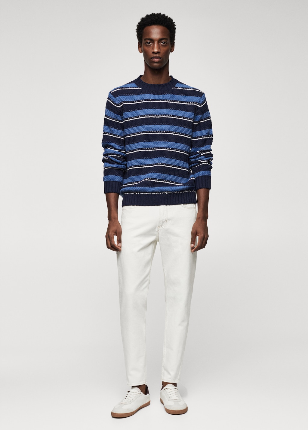 Striped knit sweater - General plane