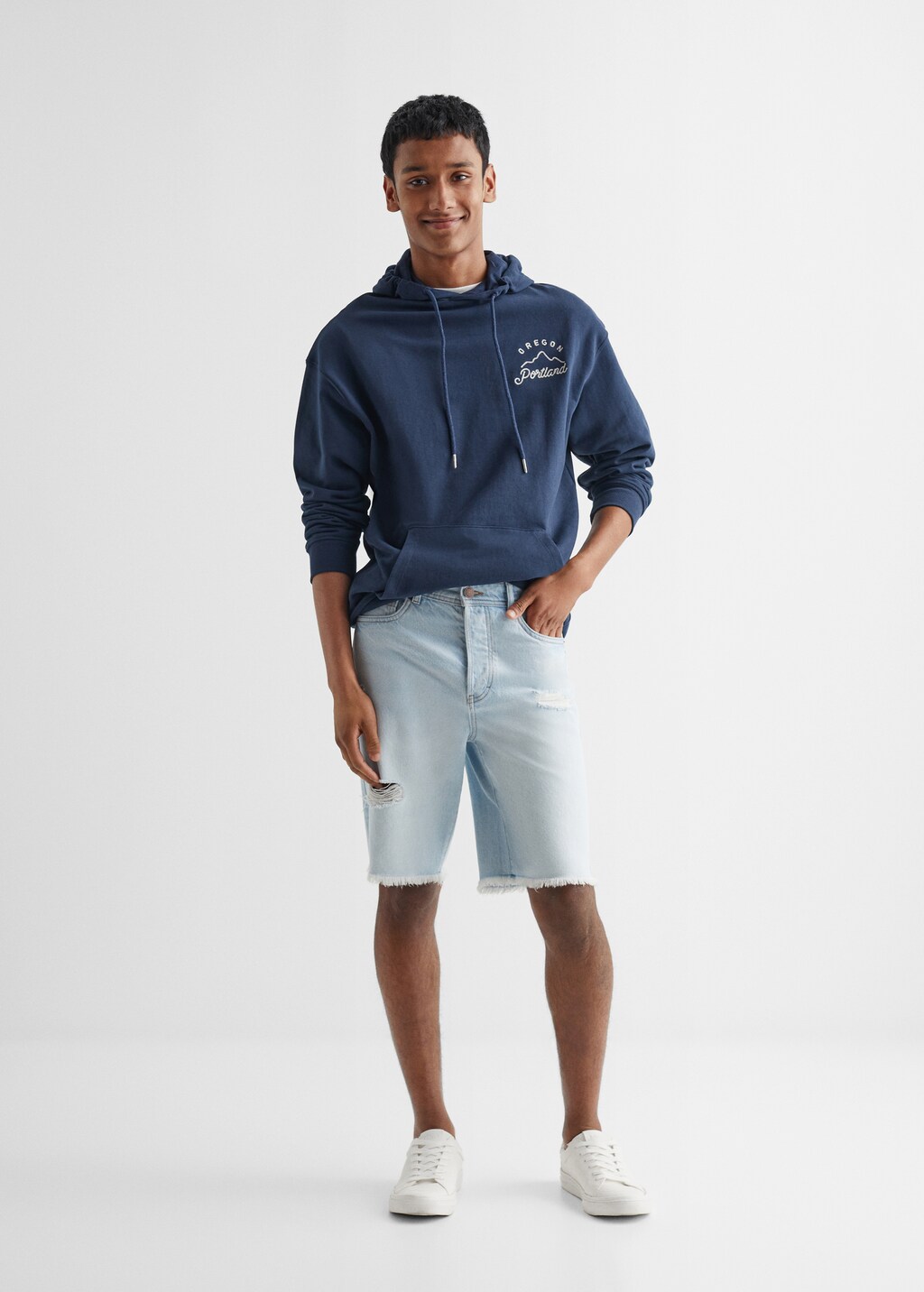 Ripped-detail denim Bermuda shorts - General plane