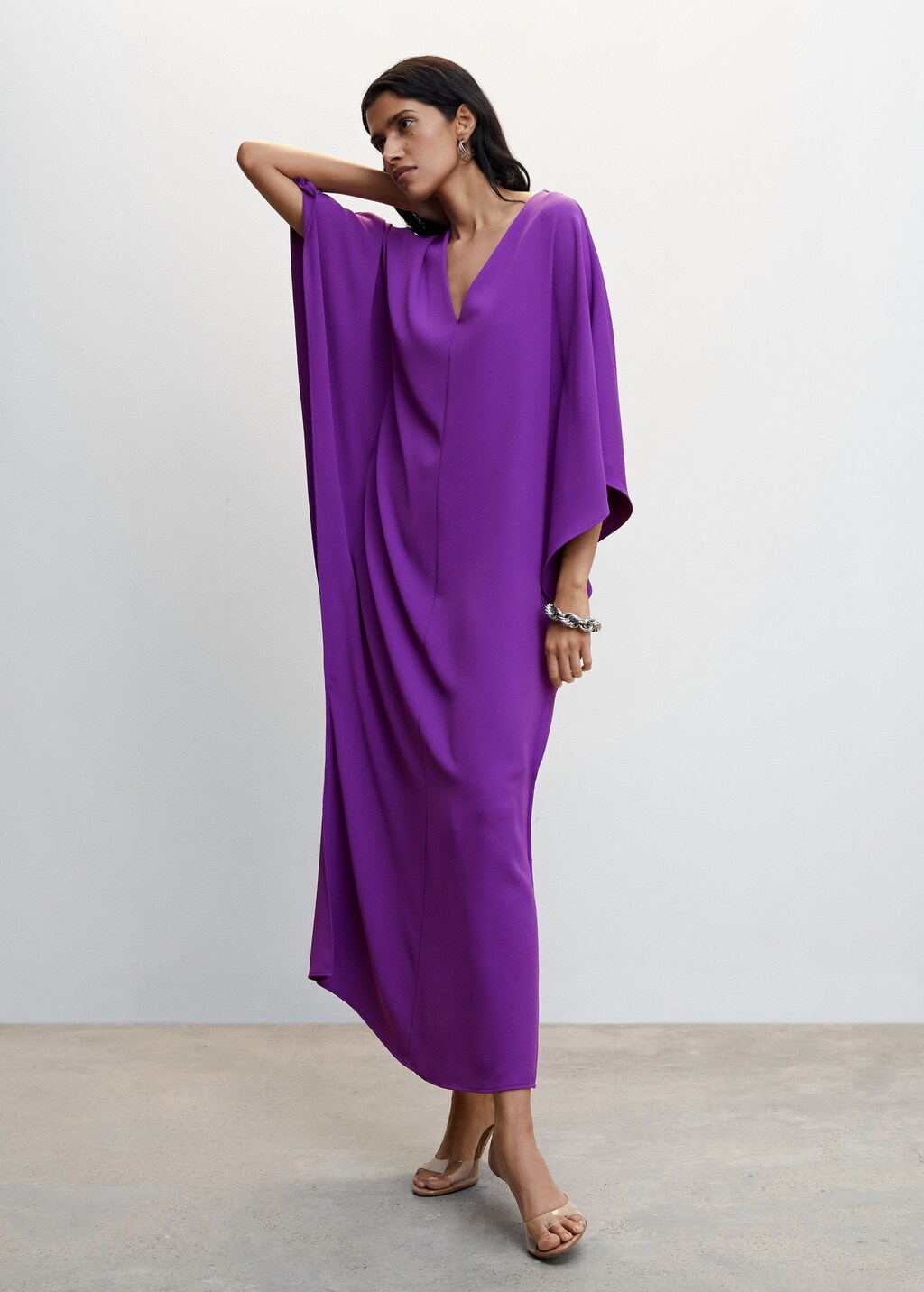 Open sleeve dress - General plane