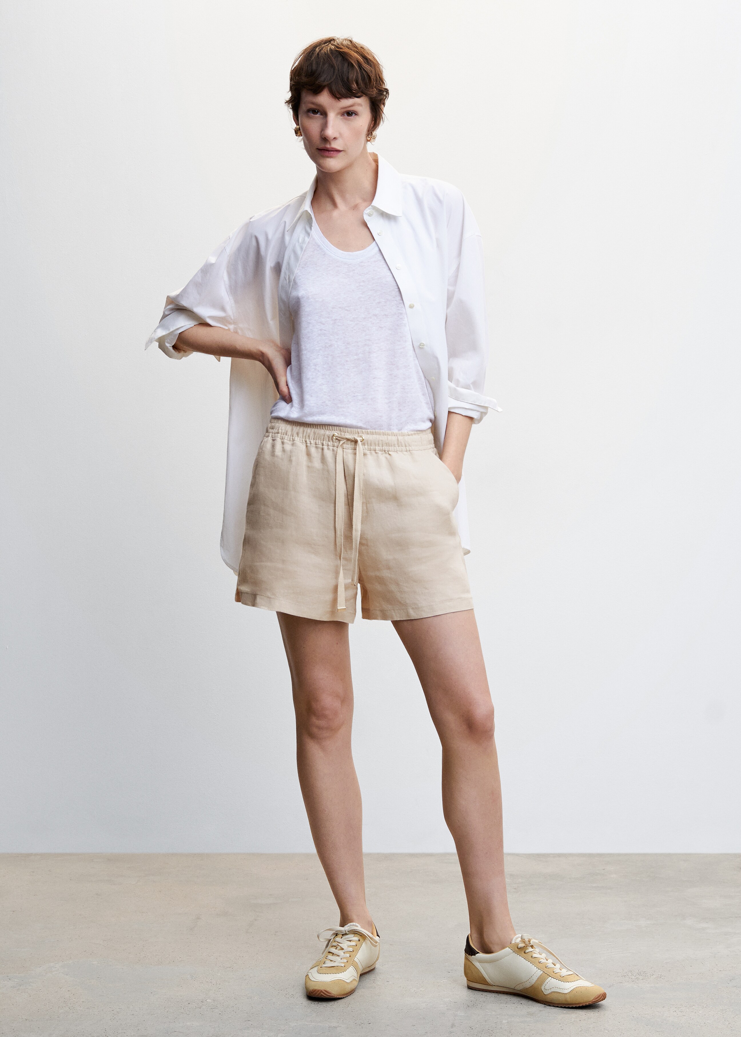 Linen shorts with drawstring - General plane