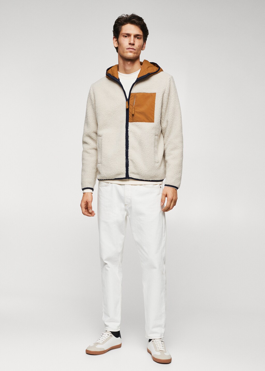 Contrasting sheepskin sweatshirt - General plane