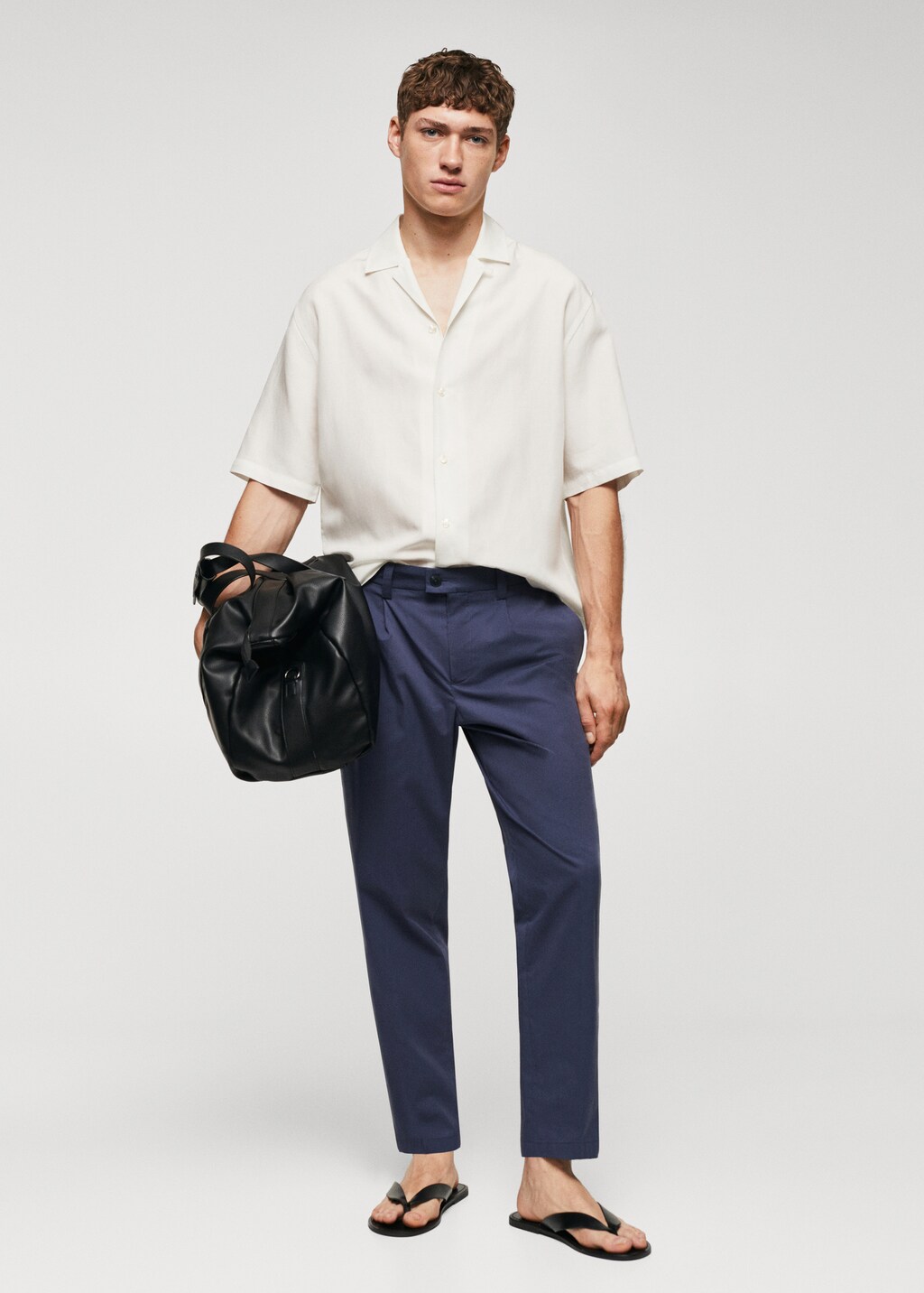 Cotton pleated trousers - General plane