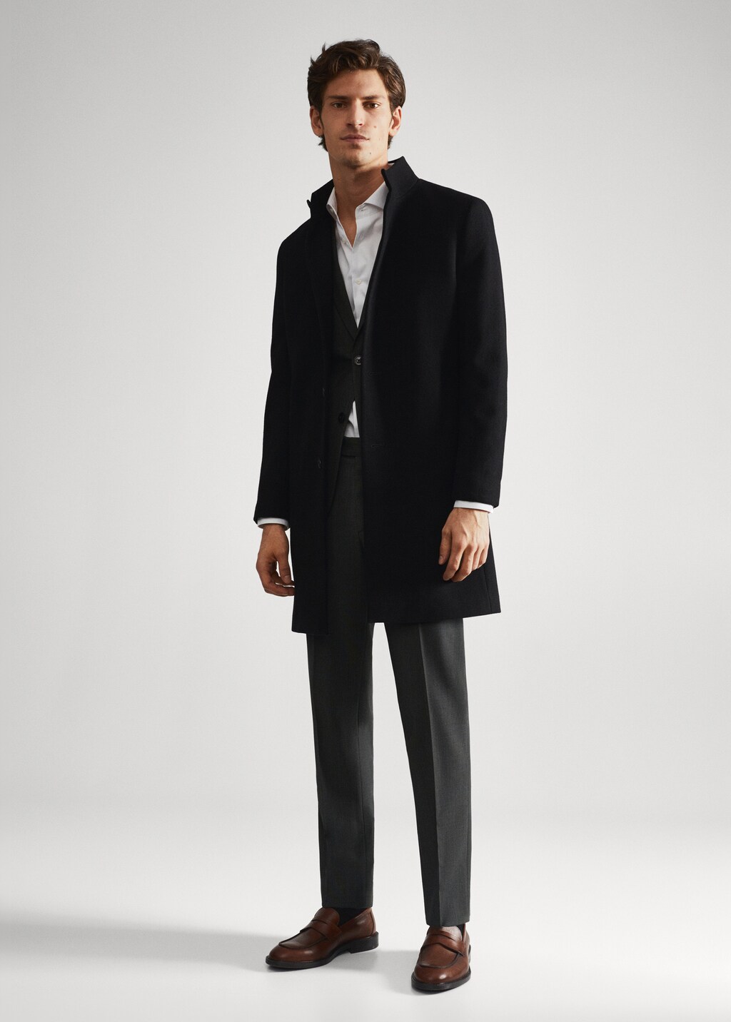 Wool funnel neck coat - General plane