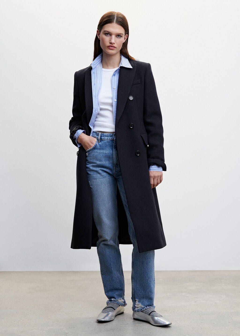 Tailored wool coat - General plane