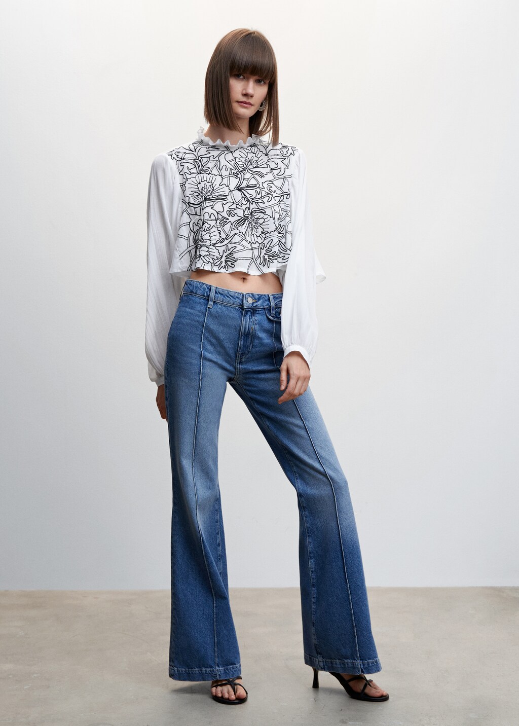 Cotton embroidered blouse - General plane