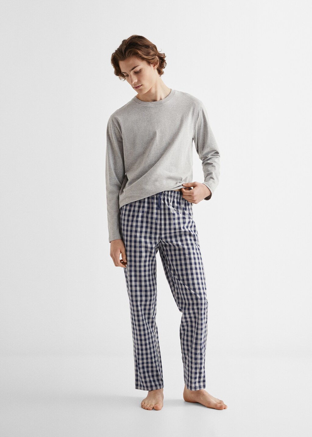 Two-pieces check long pyjamas - General plane