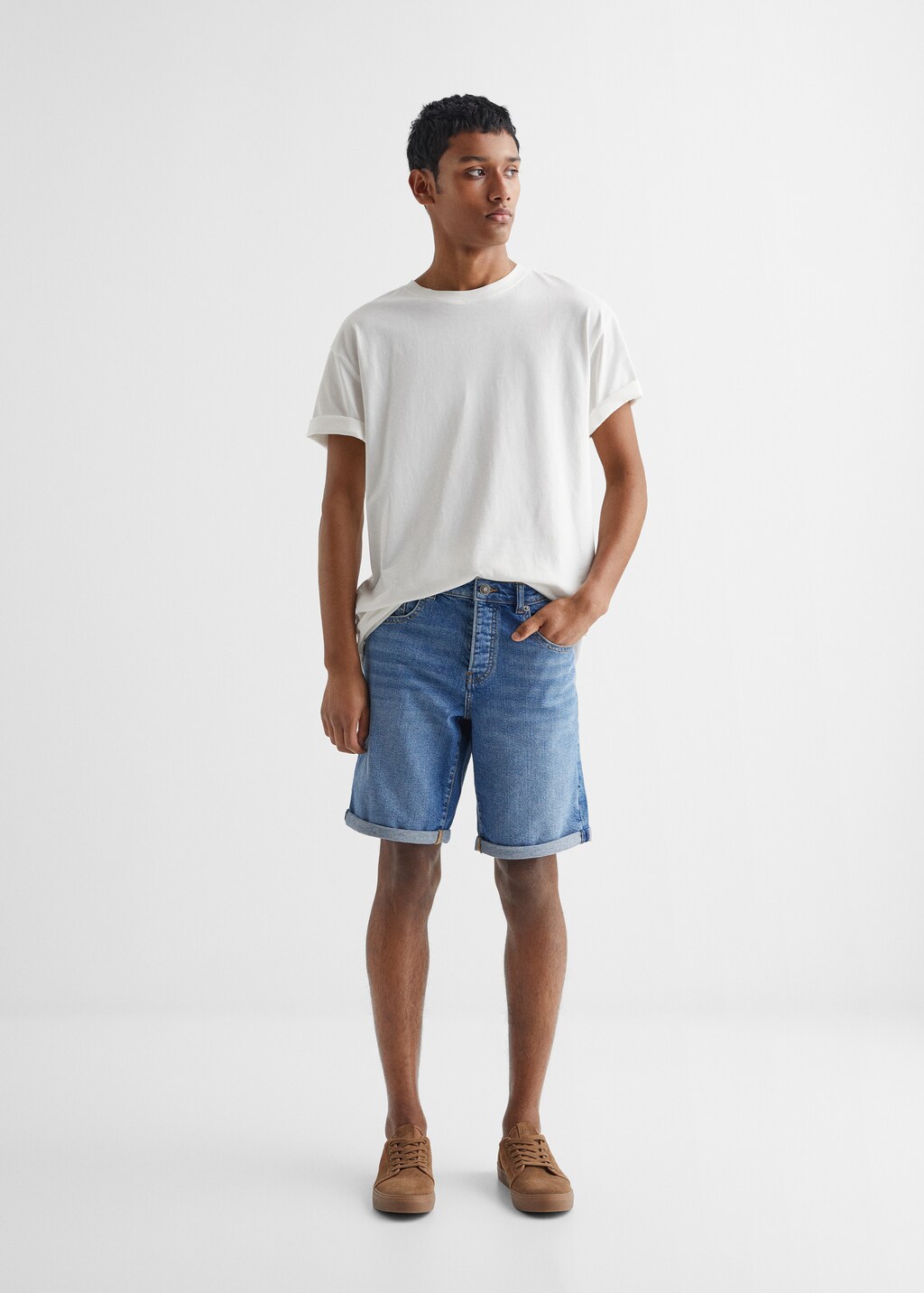 Cotton denim shorts - General plane