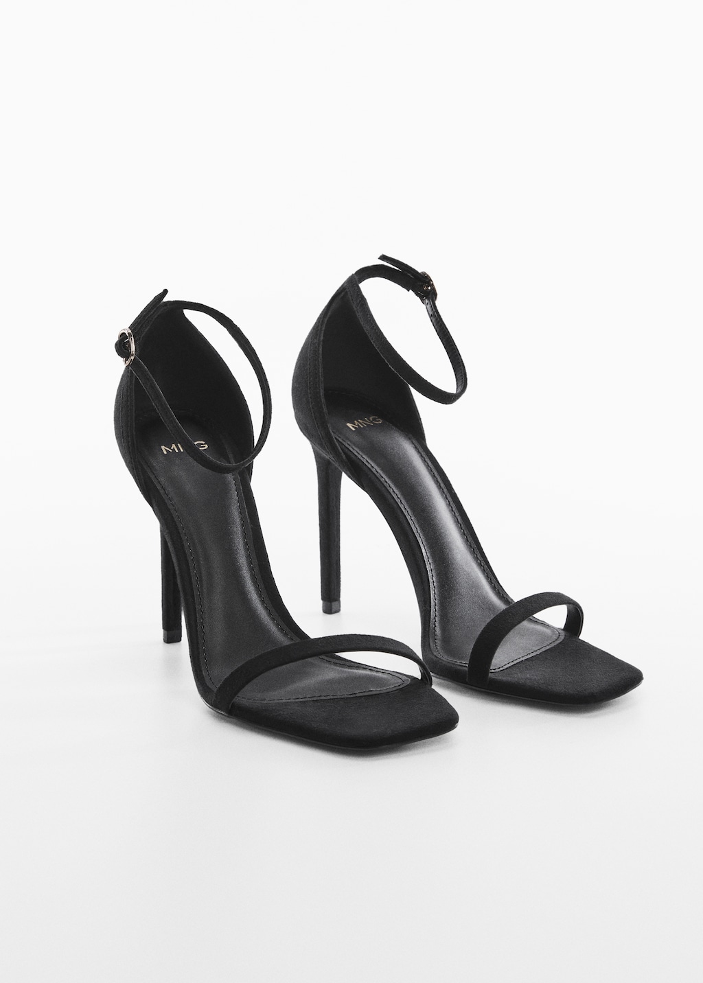 Ankle-cuff sandals - General plane