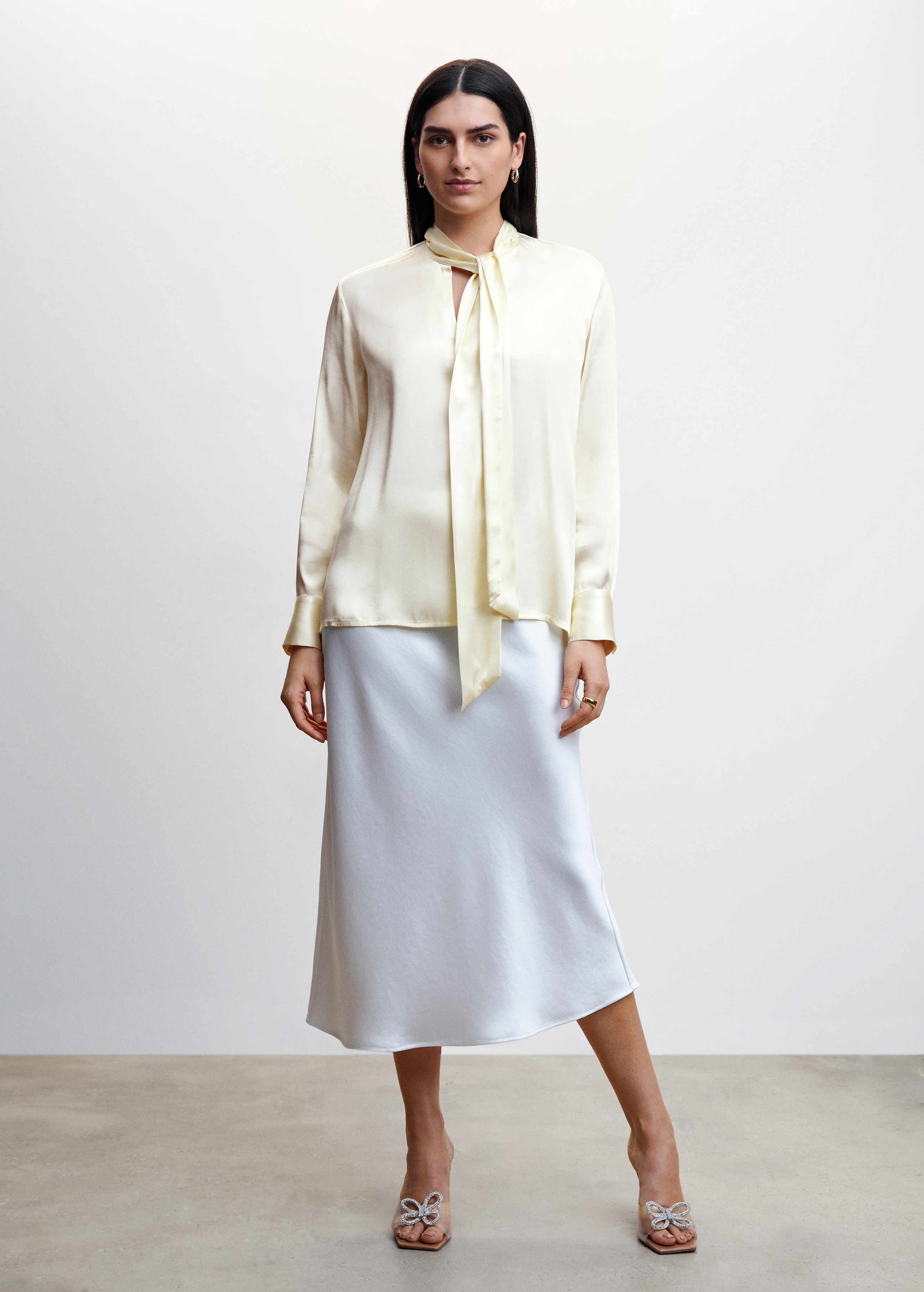Satin blouse with bow collar - General plane