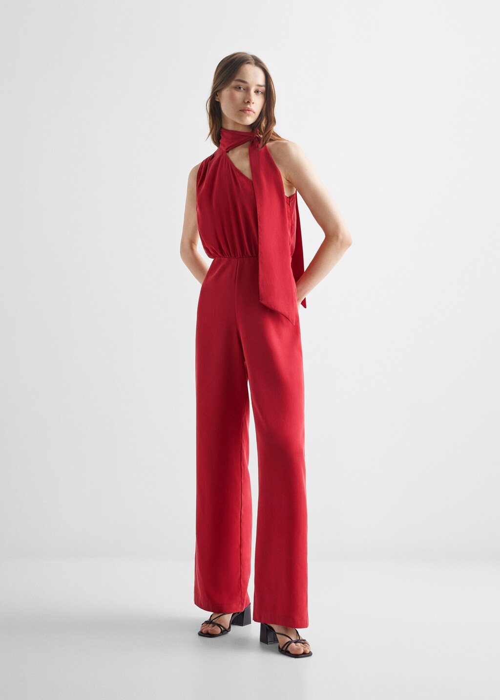 Lange asymmetrische jumpsuit - Overzichtstekening