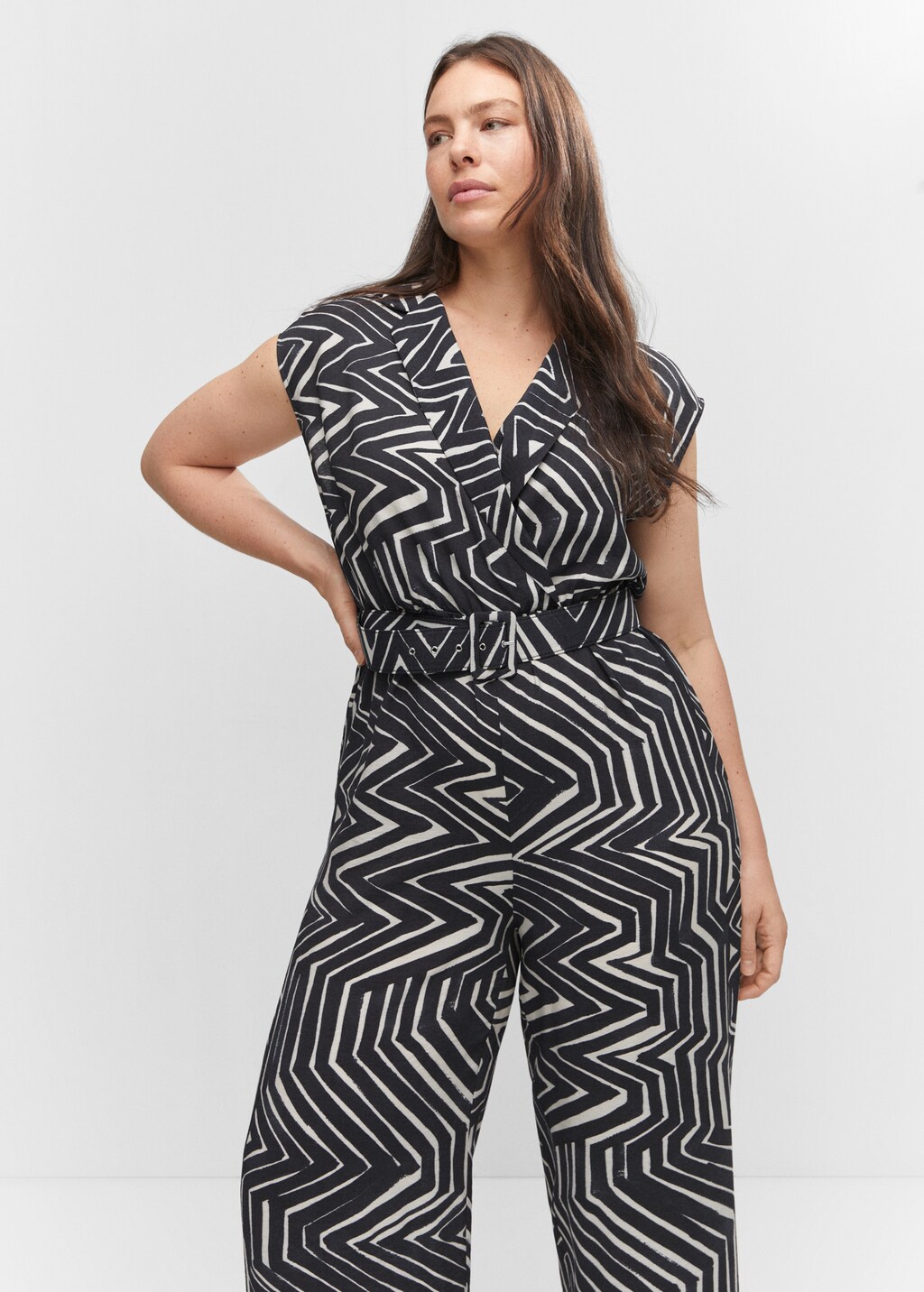 Belt printed jumpsuit - Details of the article 5