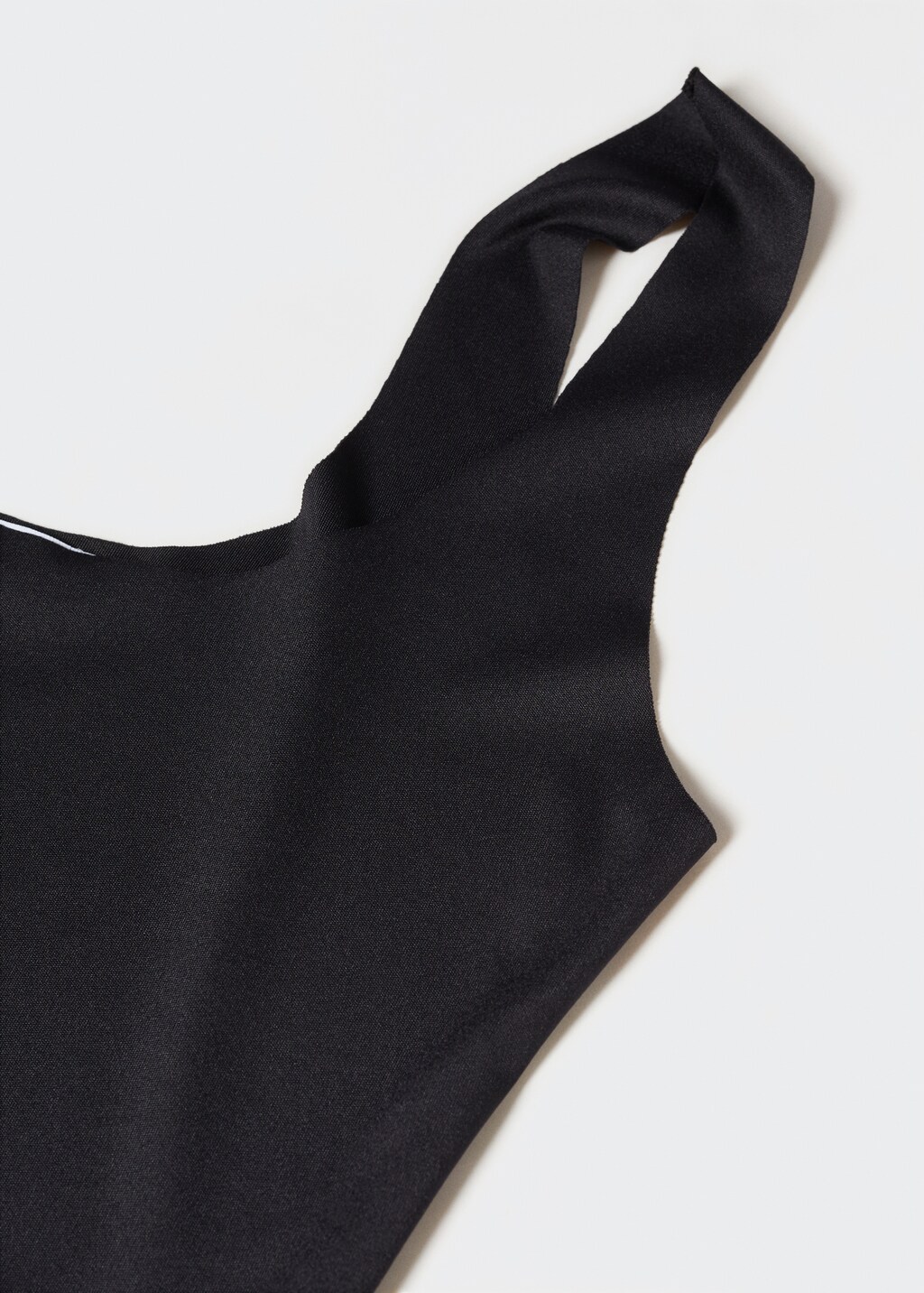 Seamless dress with straps - Details of the article 8