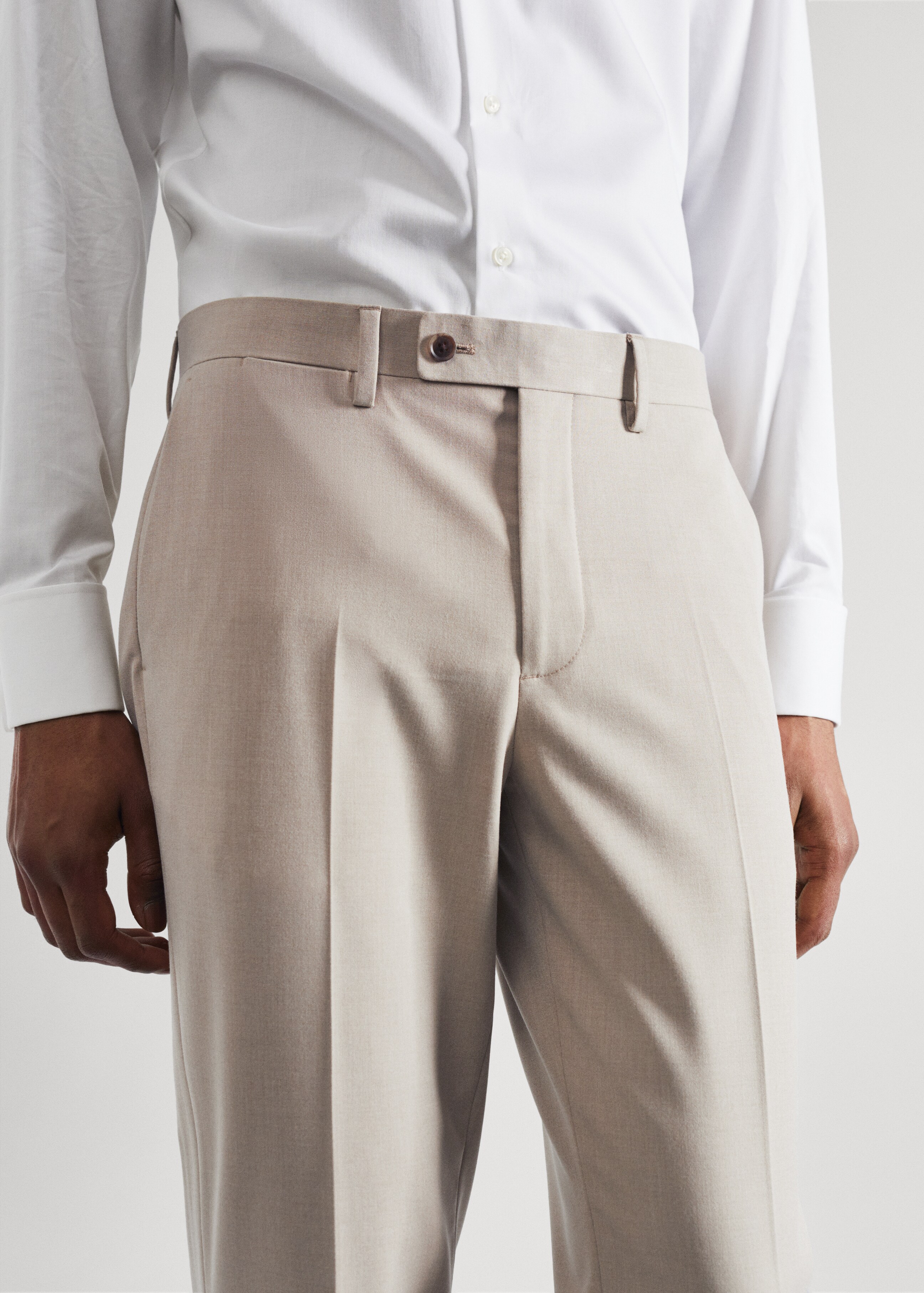 Pantalón traje slim fit tejido strech - Detalle del artículo 1