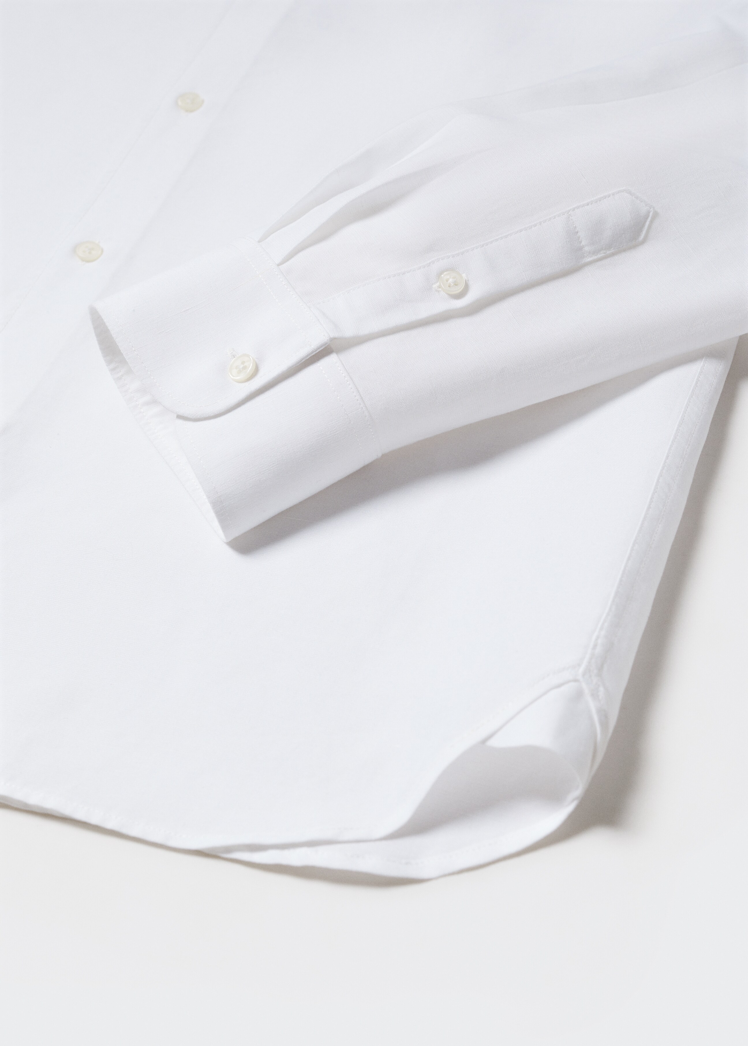 Light tencel-linen shirt - Details of the article 8