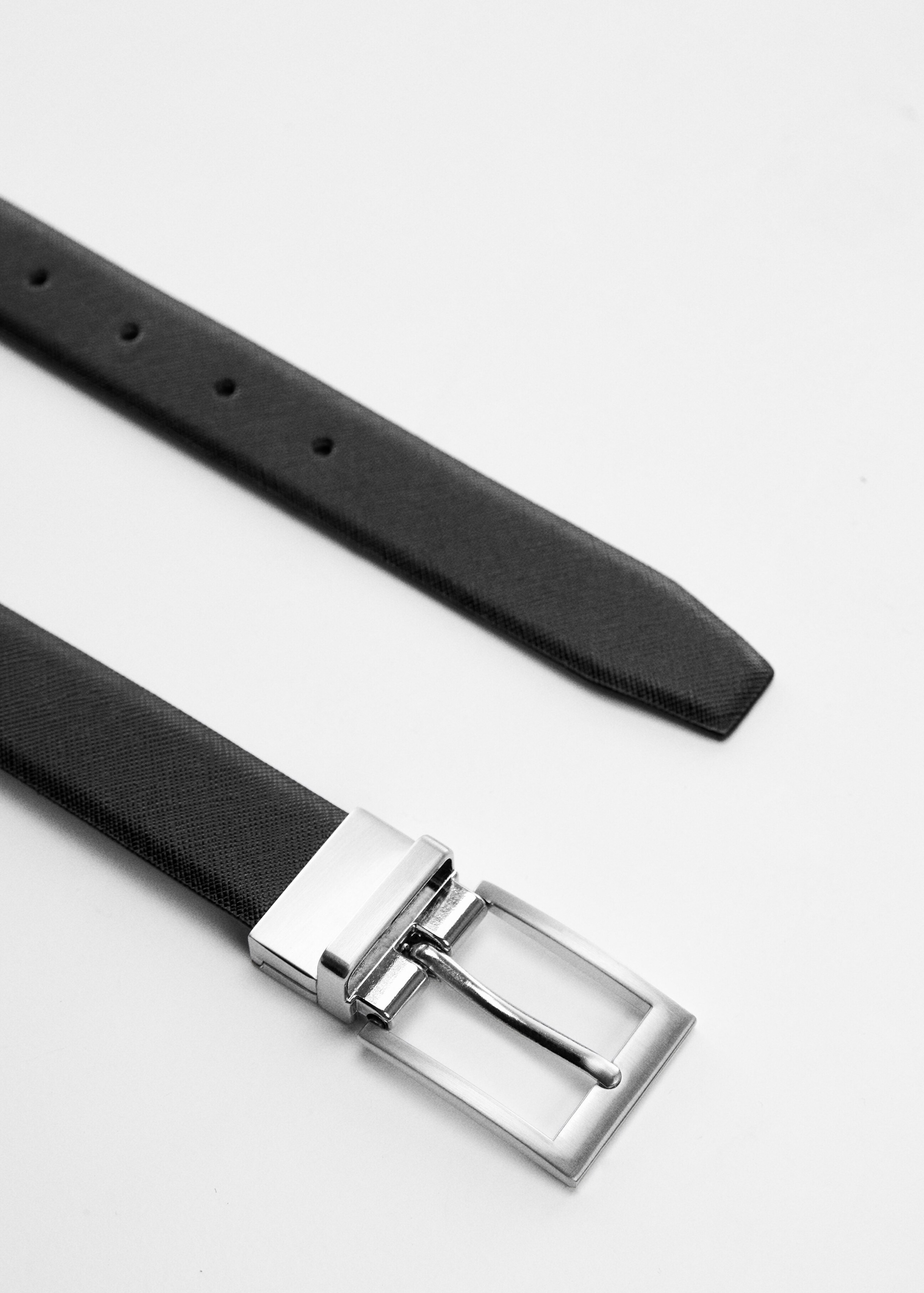 Saffiano leather tailored belt - Details of the article 1