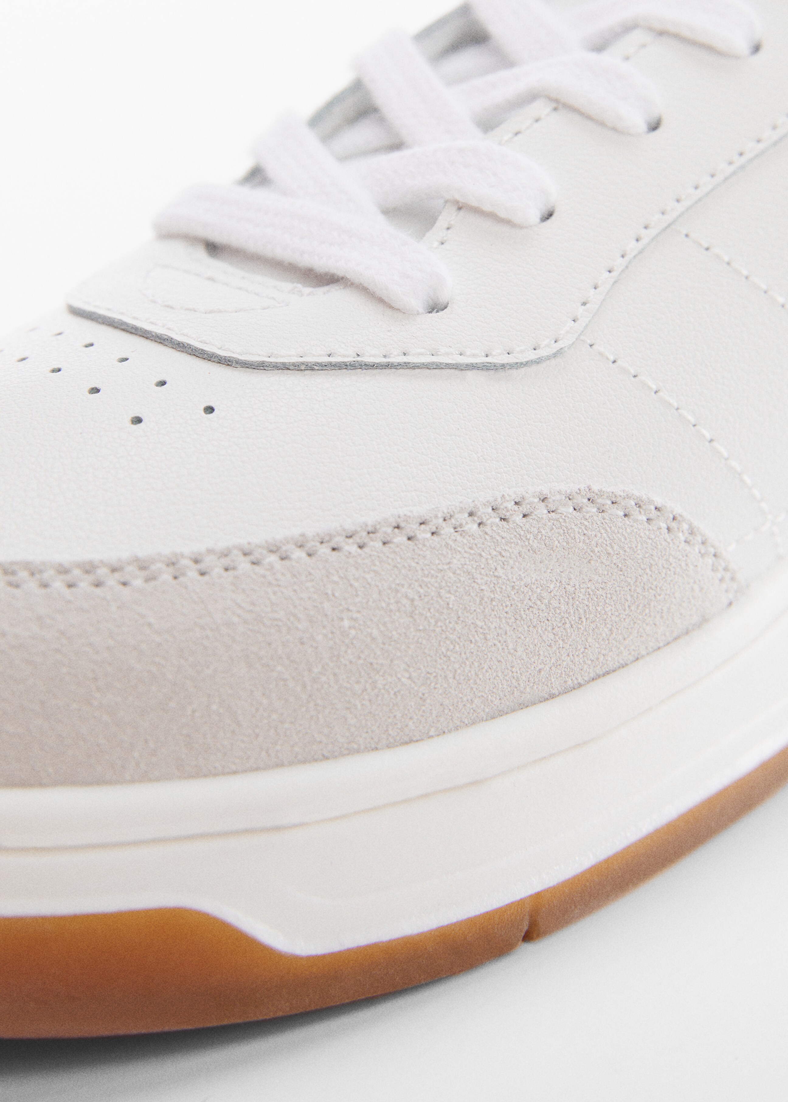 Sneakers mit kontrastierenden Lederdetails - Detail des Artikels 3