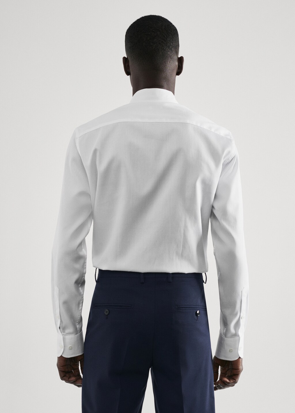 Regular-fit structured suit shirt - Reverse of the article