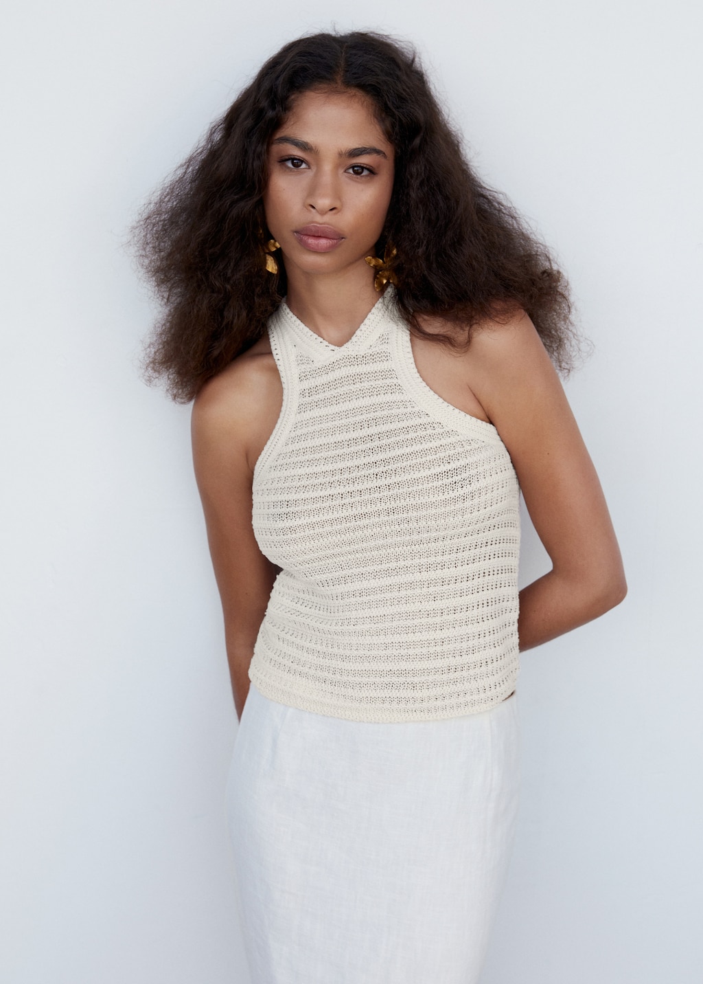 Halter neck crochet top - Medium plane