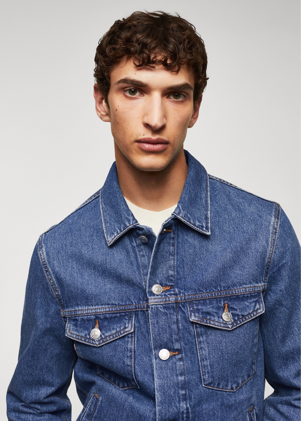 Basic denim jacket - Details of the article 1